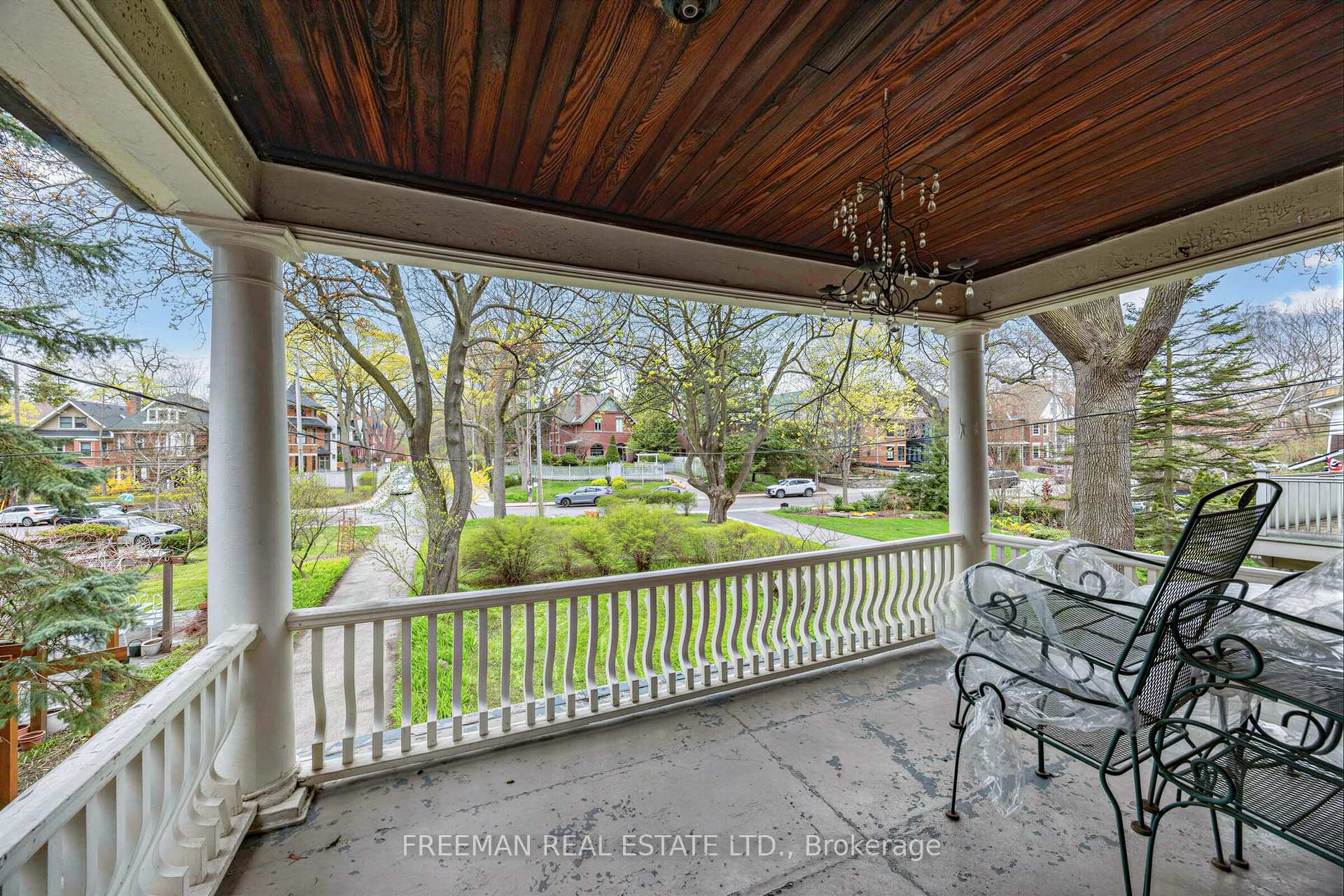 Photo 13 of 129 Indian Road, Toronto, High Park-Swansea — HOMEH