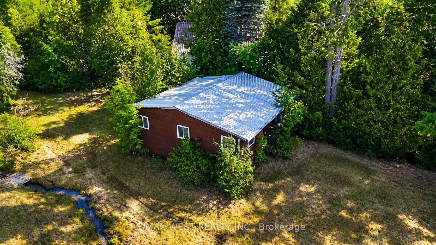 Photo 3 of 2143 North Orr Lake Road, Springwater, Rural Springwater — HOMEH
