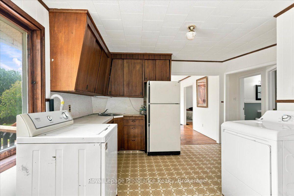 Photo 12 of 1080 Smith Street, Quinte West, Murray Ward — HOMEH