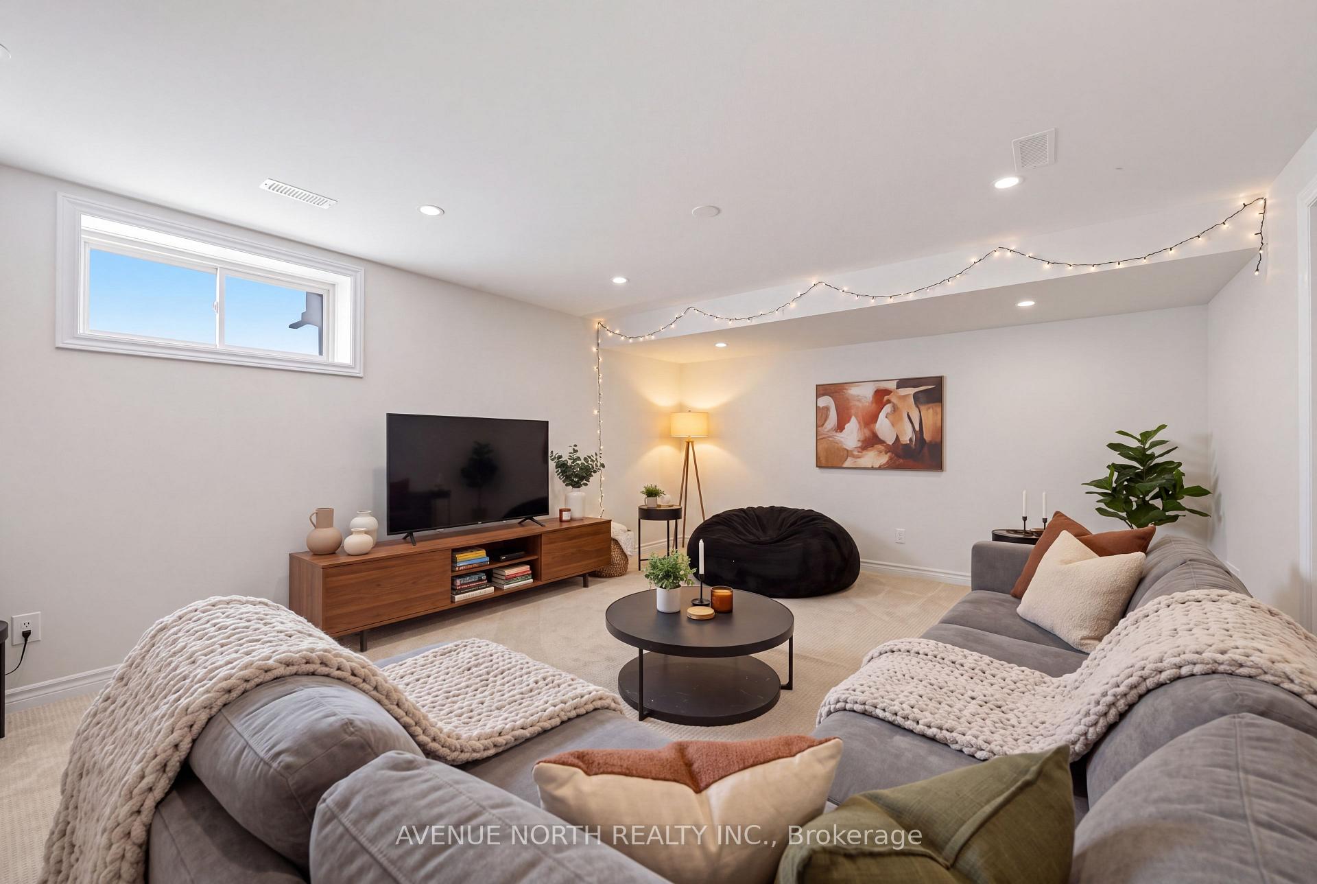 Photo 37 of 321 Grackle Street, Ottawa, Blossom Park/Kemp Park/Findlay Creek — HOMEH