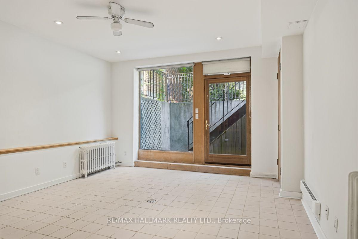 Photo 4 of Unit Back, 321 Palmerston Boulevard, Toronto, Palmerston-Little Italy — HOMEH