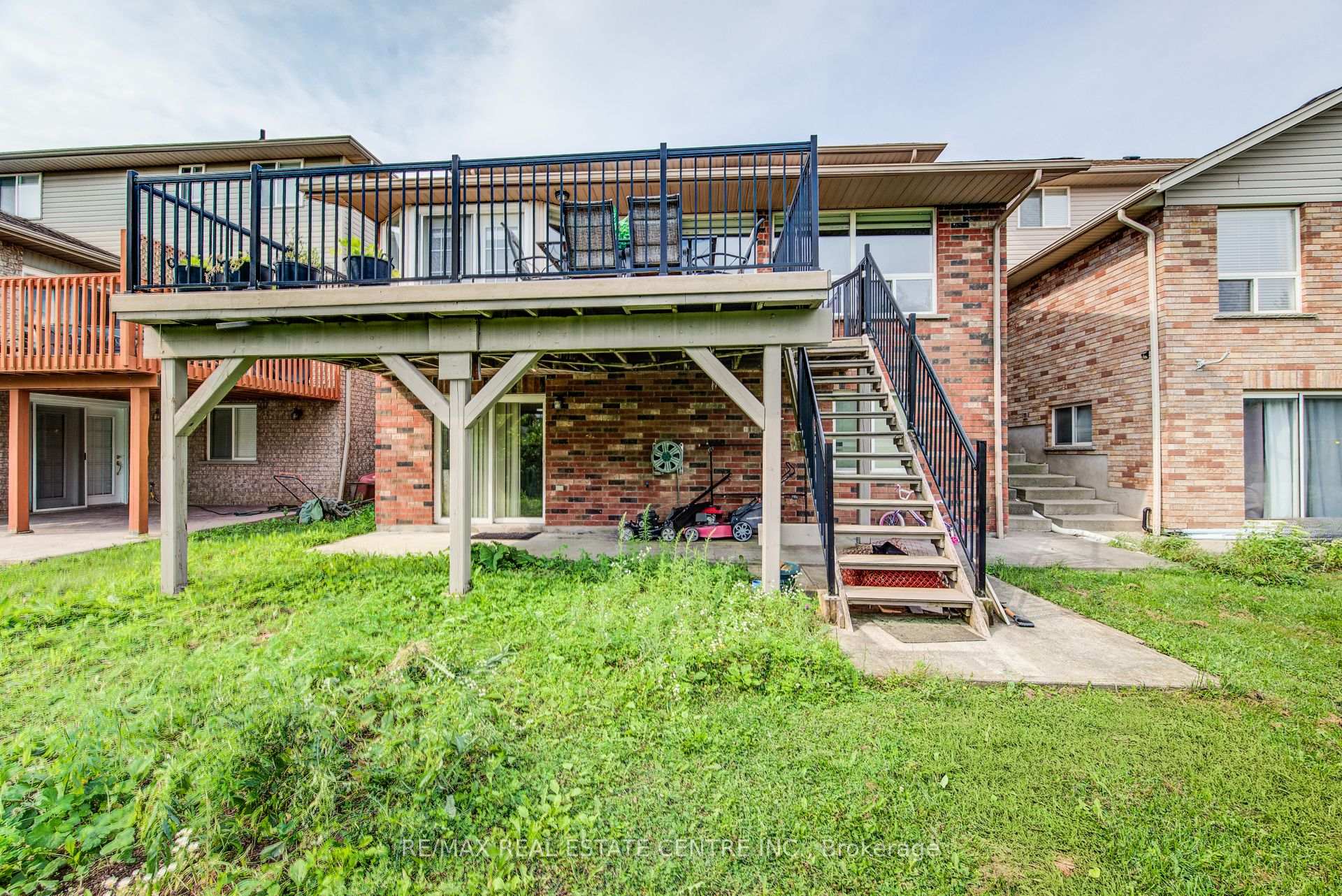 Photo 43 of 16 Paulstown Crescent, Guelph, Clairfields/Hanlon Business Park — HOMEH