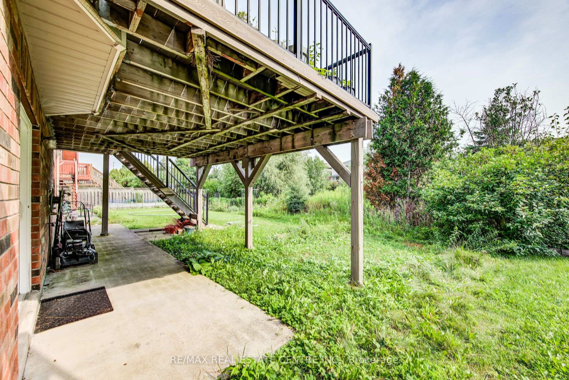 Photo 45 of 16 Paulstown Crescent, Guelph, Clairfields/Hanlon Business Park — HOMEH
