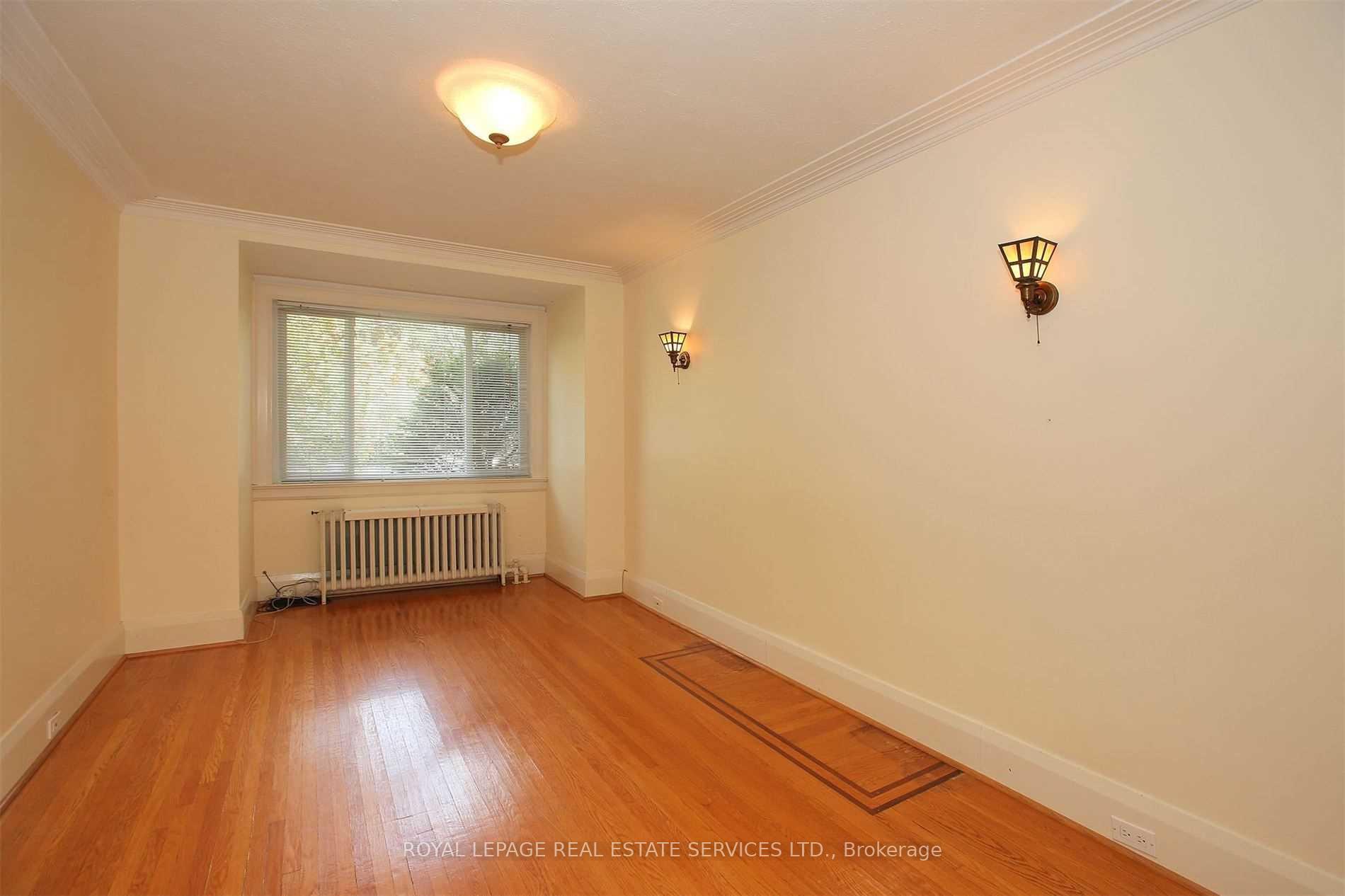 Photo 7 of 301 Davisville Avenue, Toronto, Mount Pleasant East — HOMEH