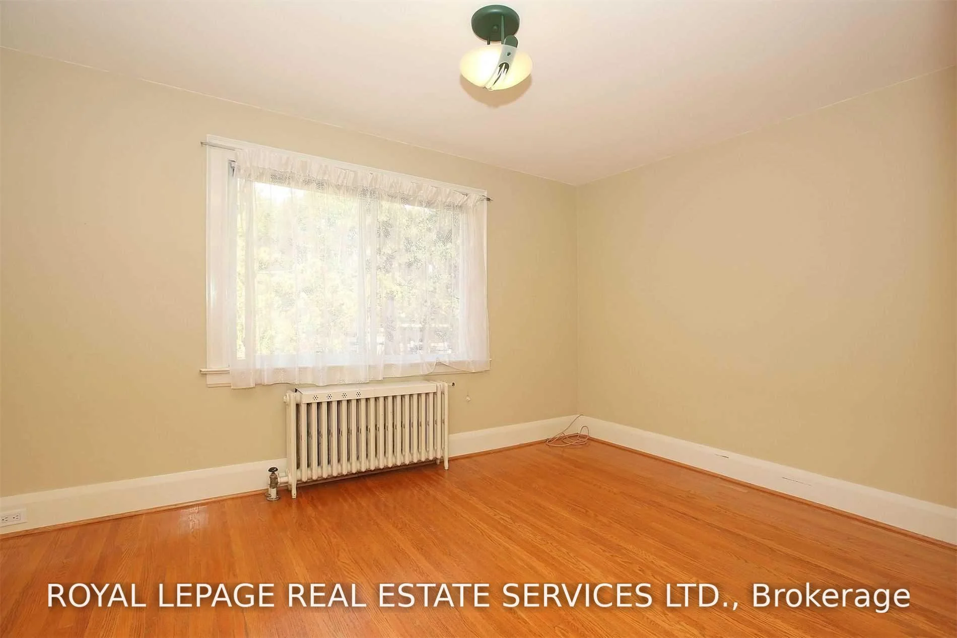 Photo 34 of 301 Davisville Avenue, Toronto, Mount Pleasant East — HOMEH