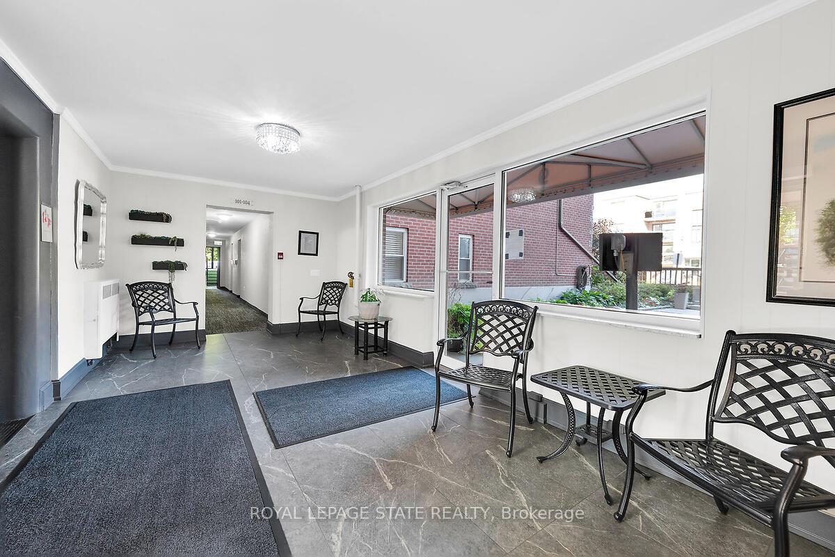 Photo 4 of Unit 107, 9 Grant Boulevard, Hamilton, Dundas — HOMEH