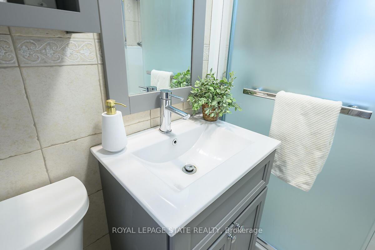 Photo 22 of Unit 107, 9 Grant Boulevard, Hamilton, Dundas — HOMEH
