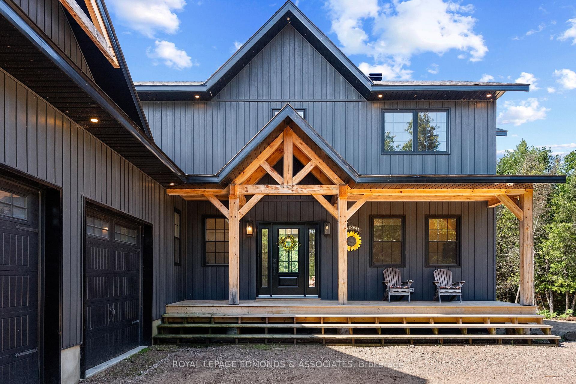 Photo 5 of 300 Forest Park Road, Laurentian Valley, Laurentian Valley — HOMEH
