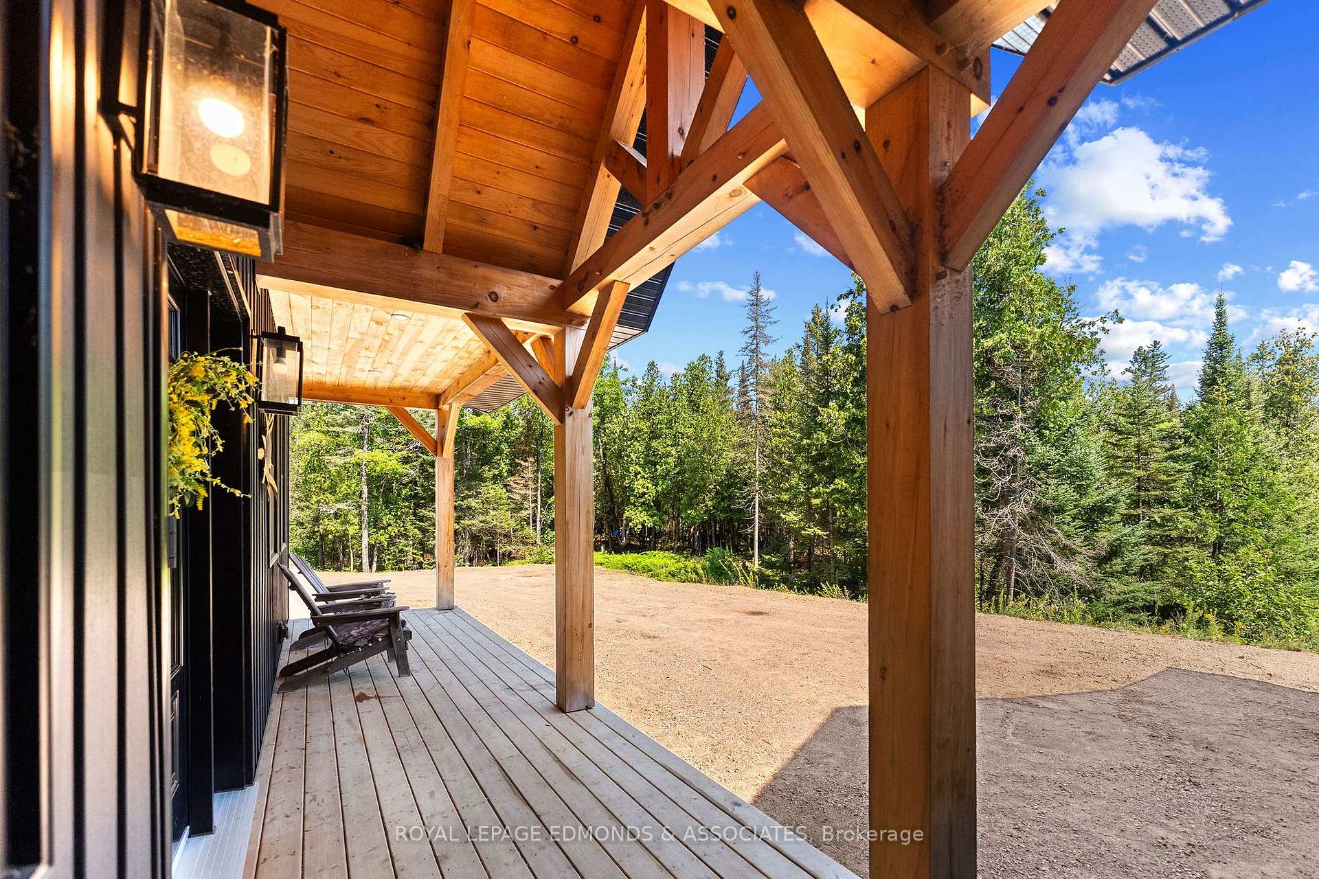 Photo 9 of 300 Forest Park Road, Laurentian Valley, Laurentian Valley — HOMEH