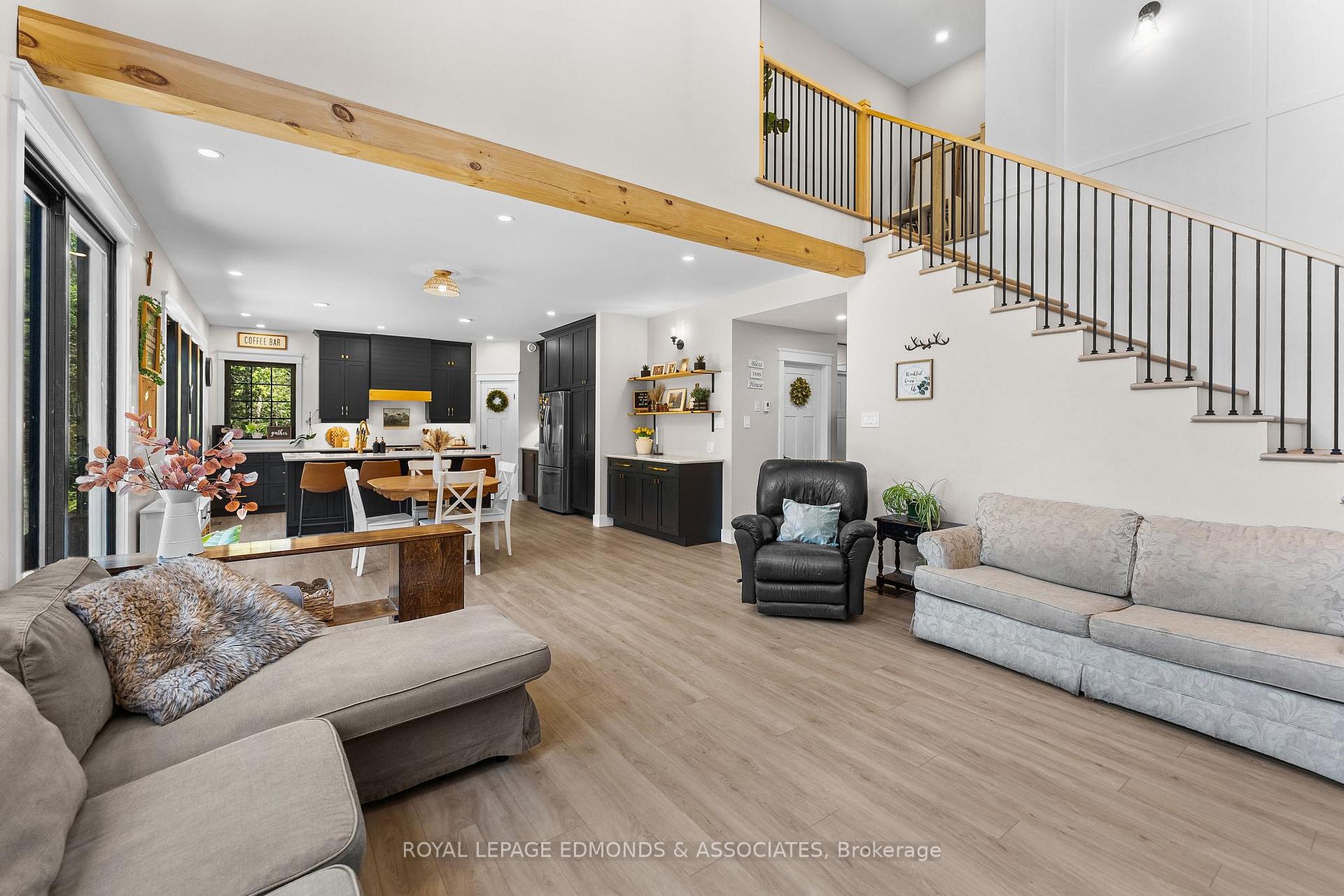 Photo 21 of 300 Forest Park Road, Laurentian Valley, Laurentian Valley — HOMEH