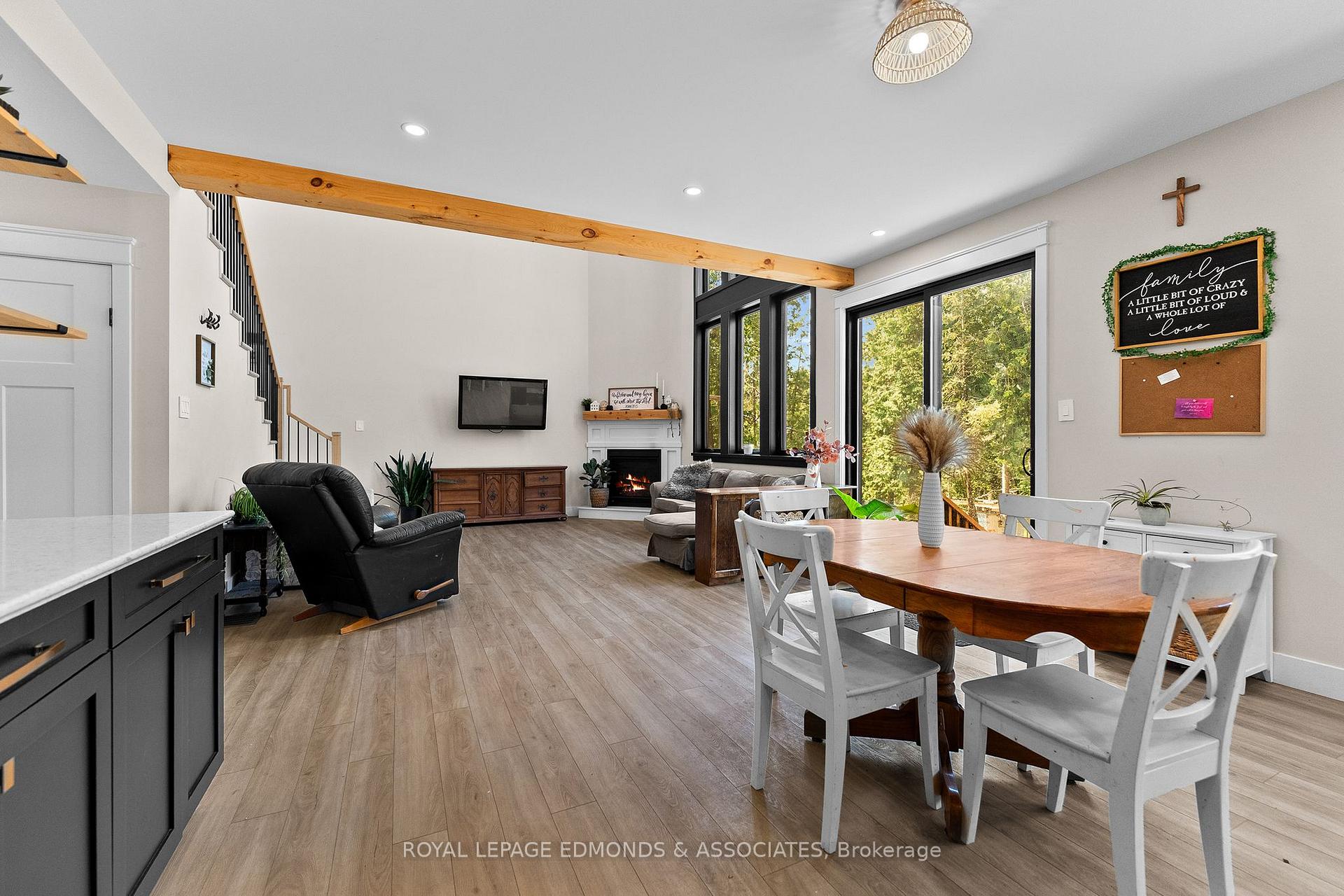 Photo 22 of 300 Forest Park Road, Laurentian Valley, Laurentian Valley — HOMEH