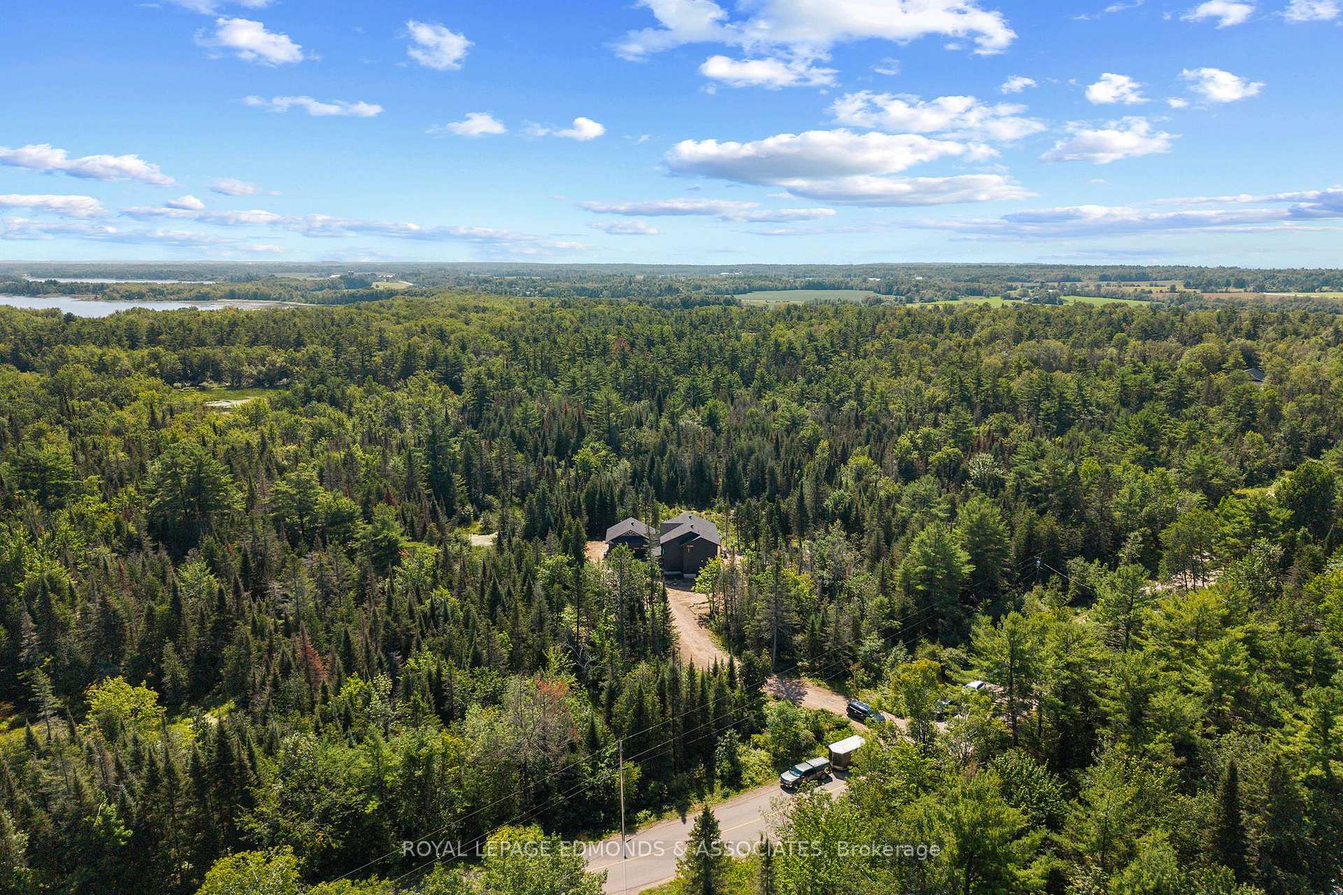 Photo 47 of 300 Forest Park Road, Laurentian Valley, Laurentian Valley — HOMEH