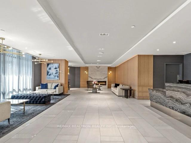 Photo 4 of Unit 233, 621 Sheppard Avenue E, North York, Bayview Village — HOMEH