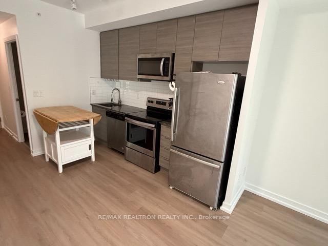 Photo 6 of Unit 233, 621 Sheppard Avenue E, North York, Bayview Village — HOMEH