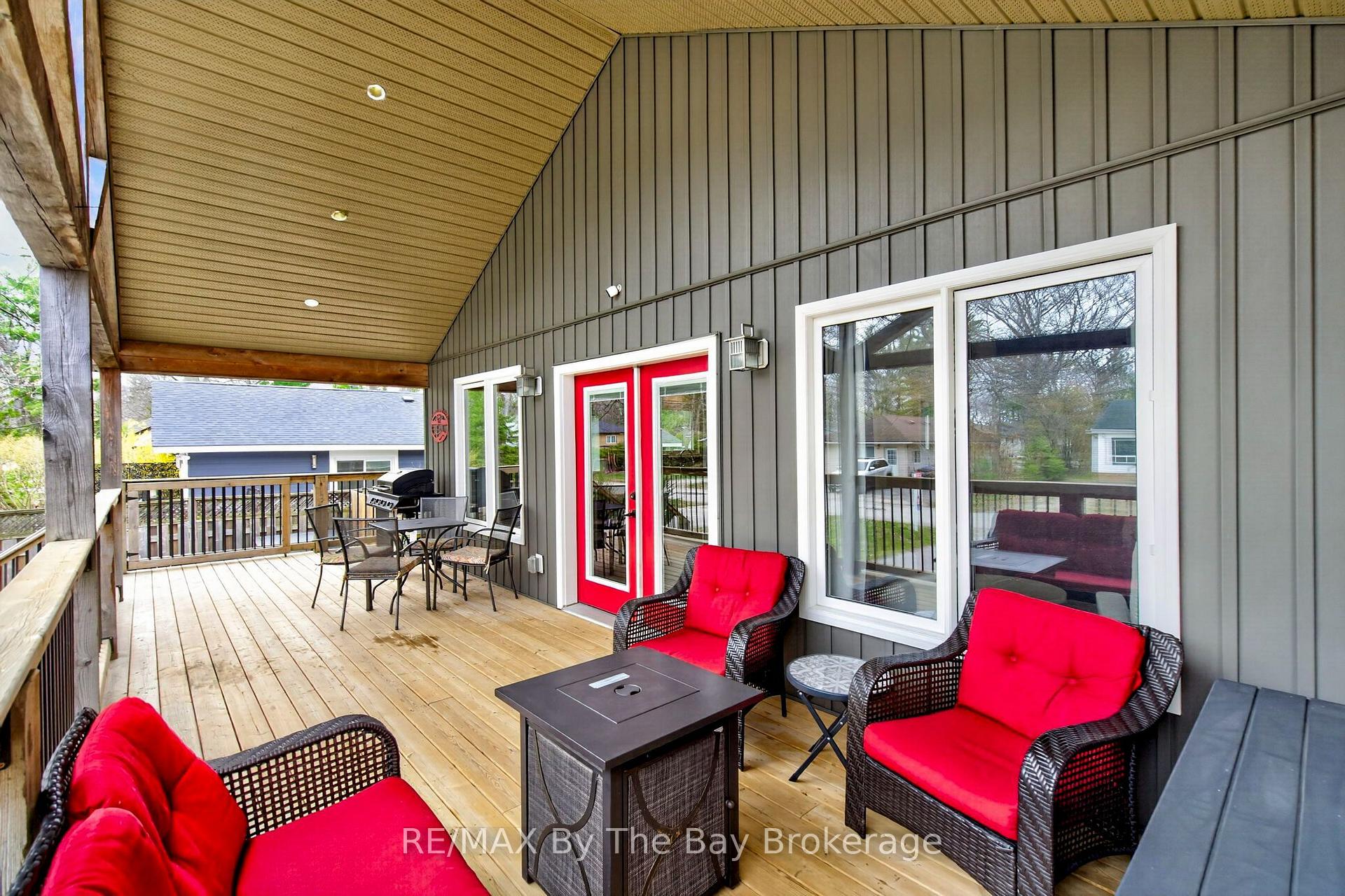 Photo 12 of 12 5th Lane, Wasaga Beach — HOMEH