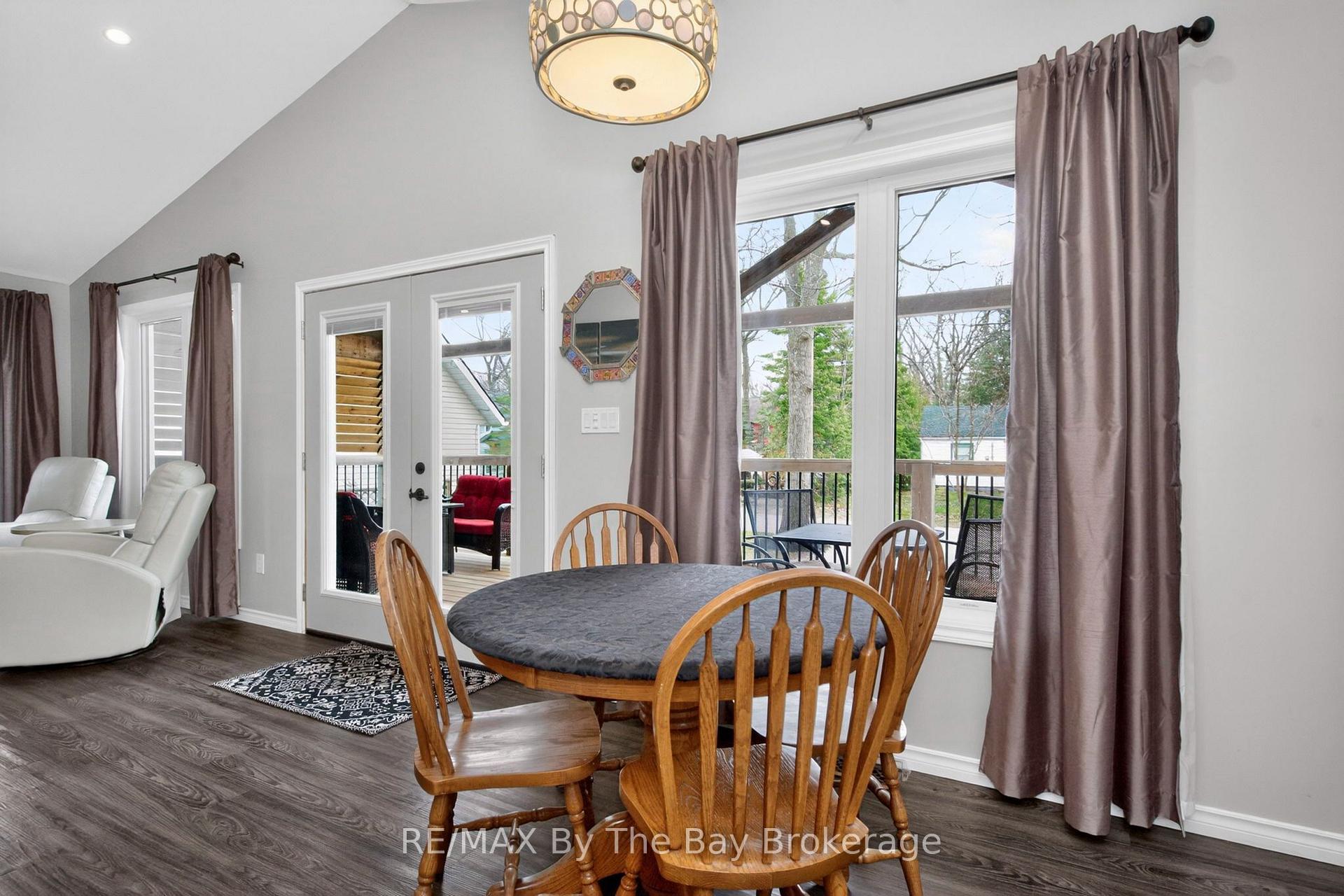 Photo 24 of 12 5th Lane, Wasaga Beach — HOMEH