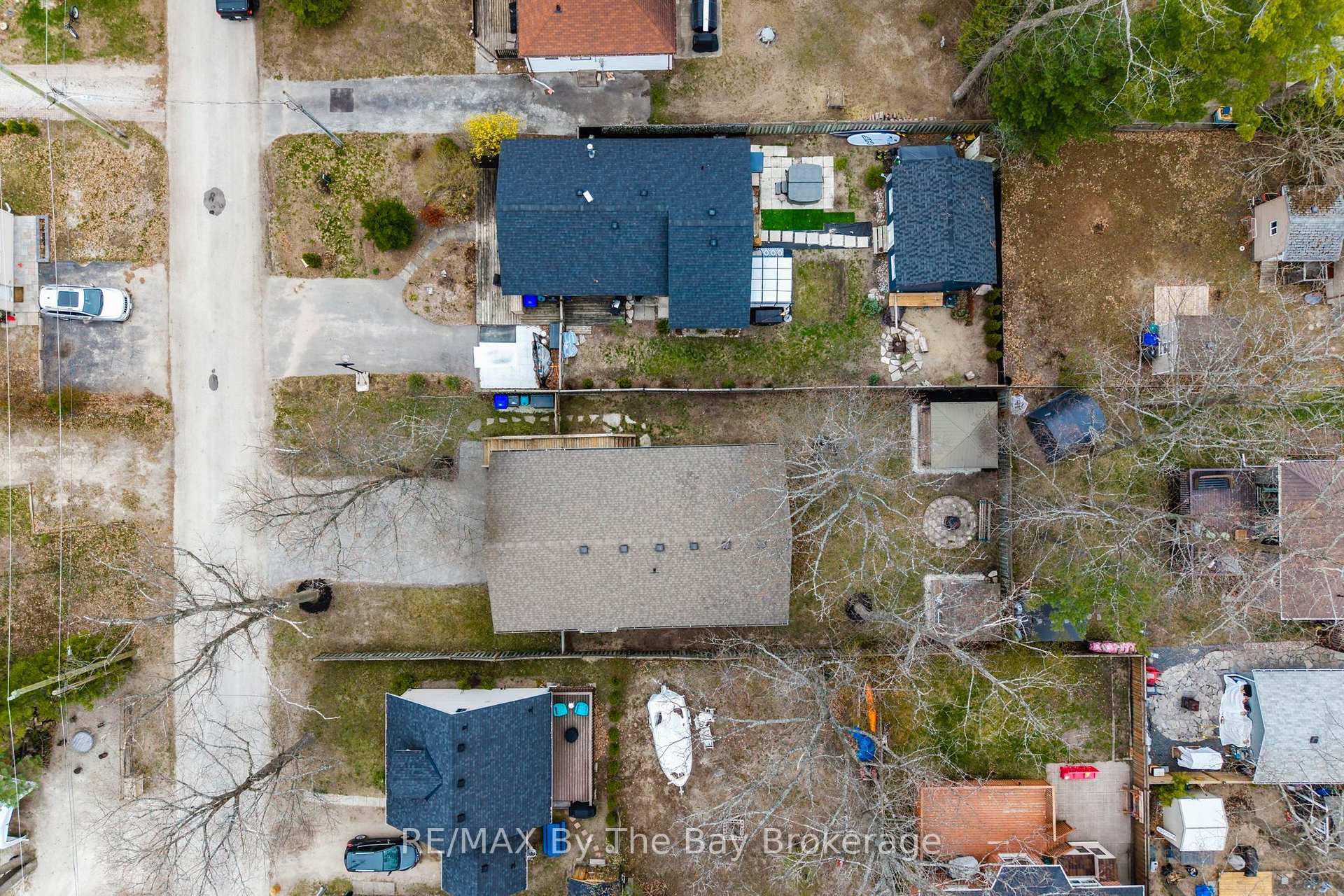 Photo 53 of 12 5th Lane, Wasaga Beach — HOMEH