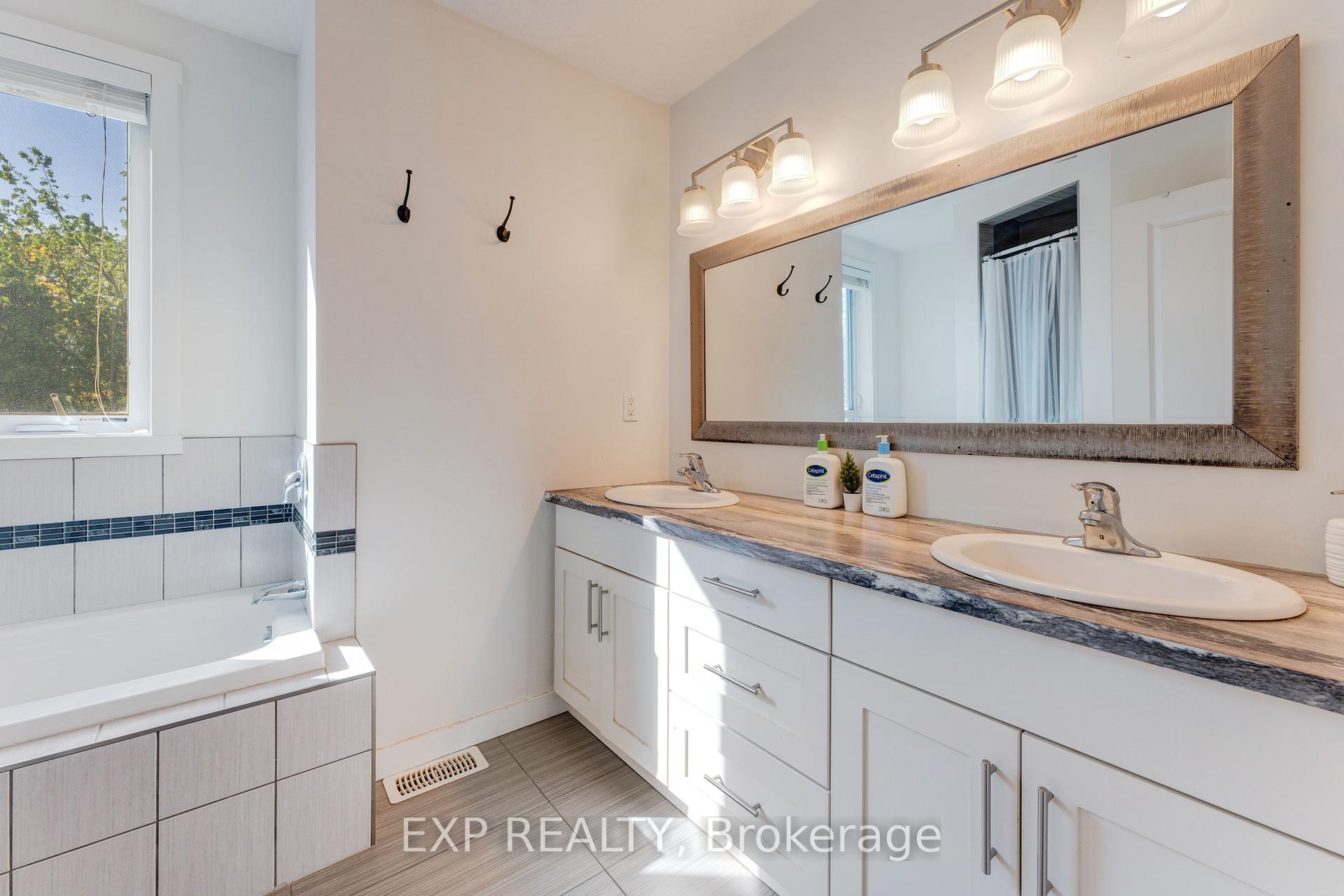 Photo 32 of Unit 5, 487 East Avenue, Kitchener, King East — HOMEH