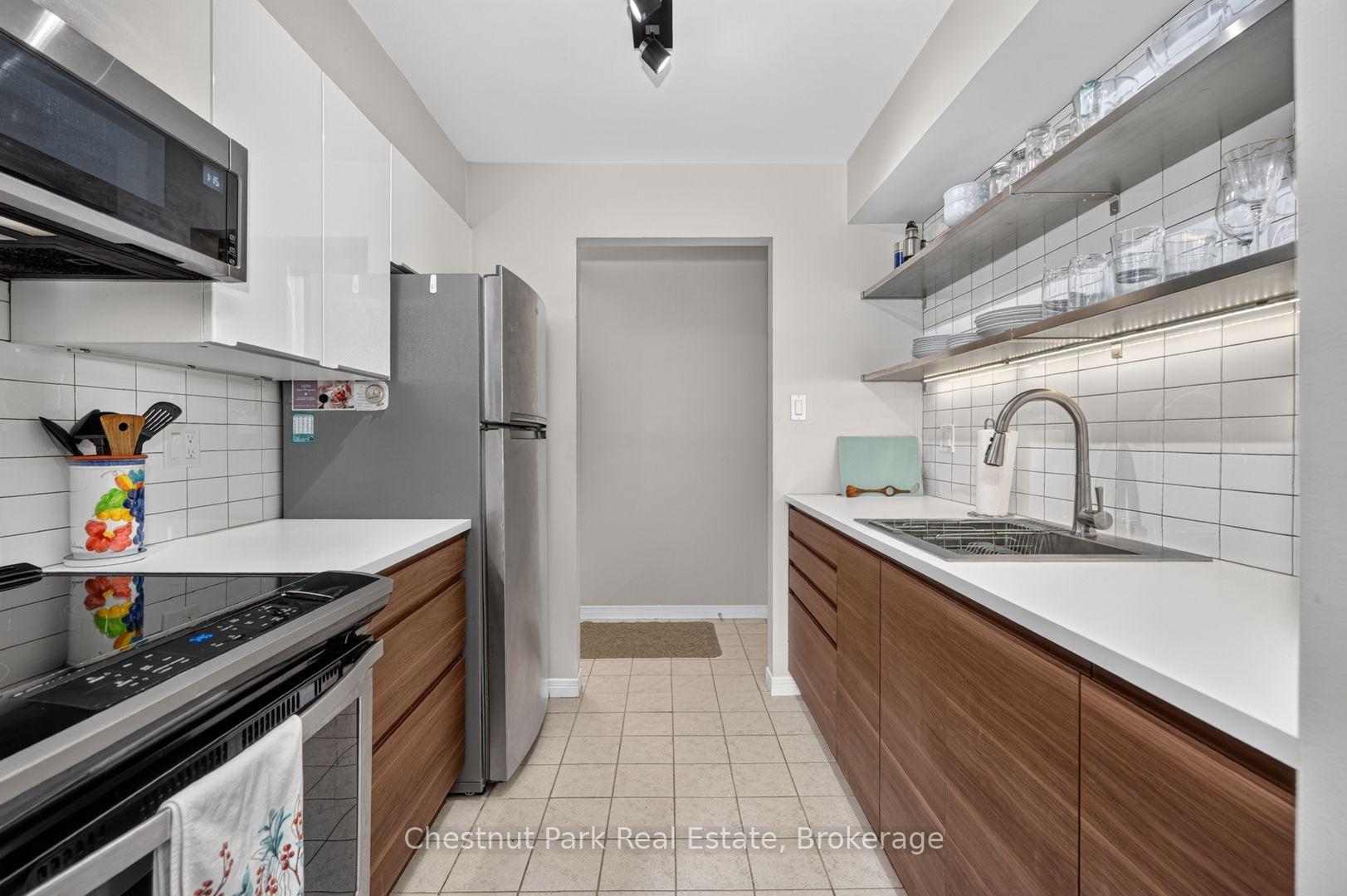 Photo 19 of Unit 202C, 661 Cedar Lane, Bracebridge, Macaulay — HOMEH