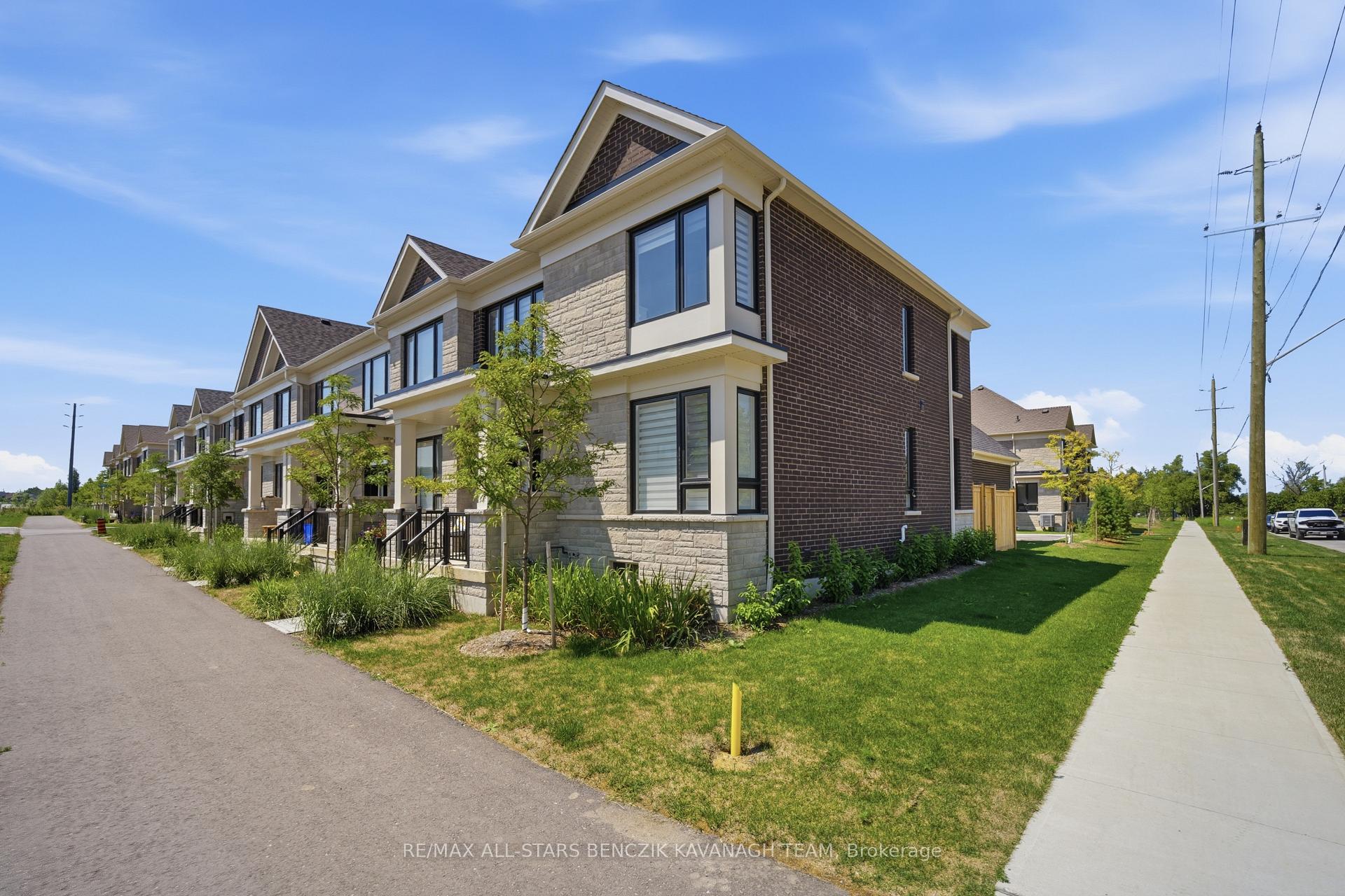 Photo 2 of 170 Alcorn Drive, Kawartha Lakes, Lindsay — HOMEH