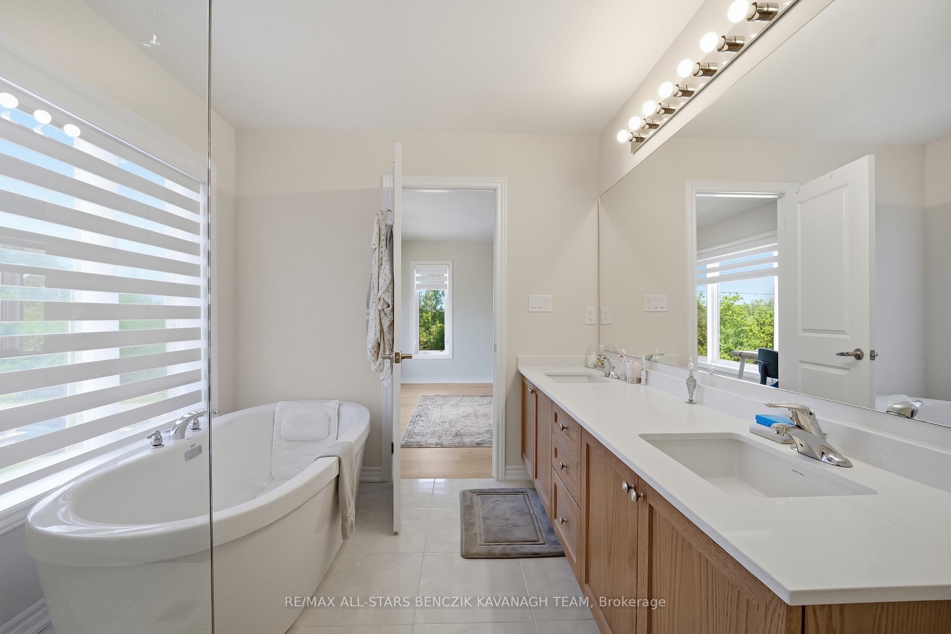 Photo 15 of 170 Alcorn Drive, Kawartha Lakes, Lindsay — HOMEH