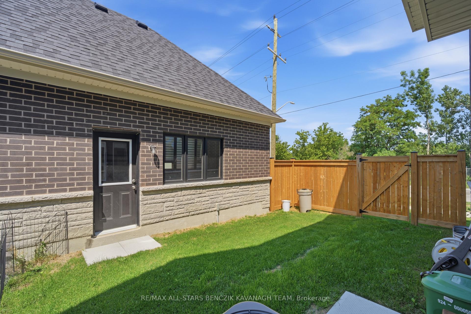 Photo 21 of 170 Alcorn Drive, Kawartha Lakes, Lindsay — HOMEH