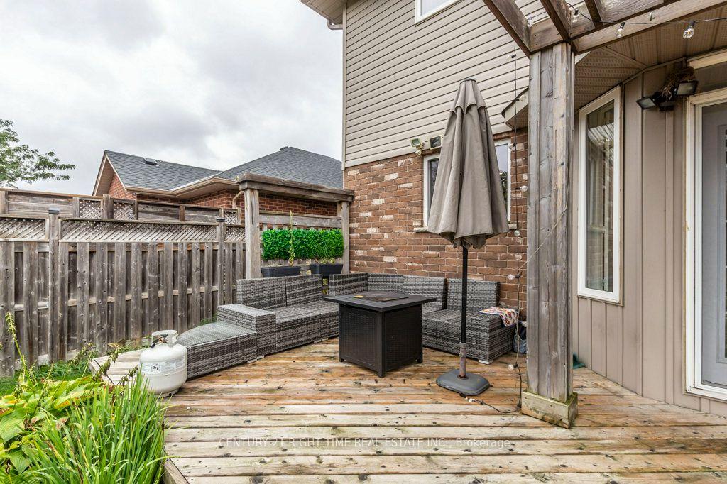 Photo 6 of 14 Anastasia Drive, Kitchener, Country Hills East — HOMEH