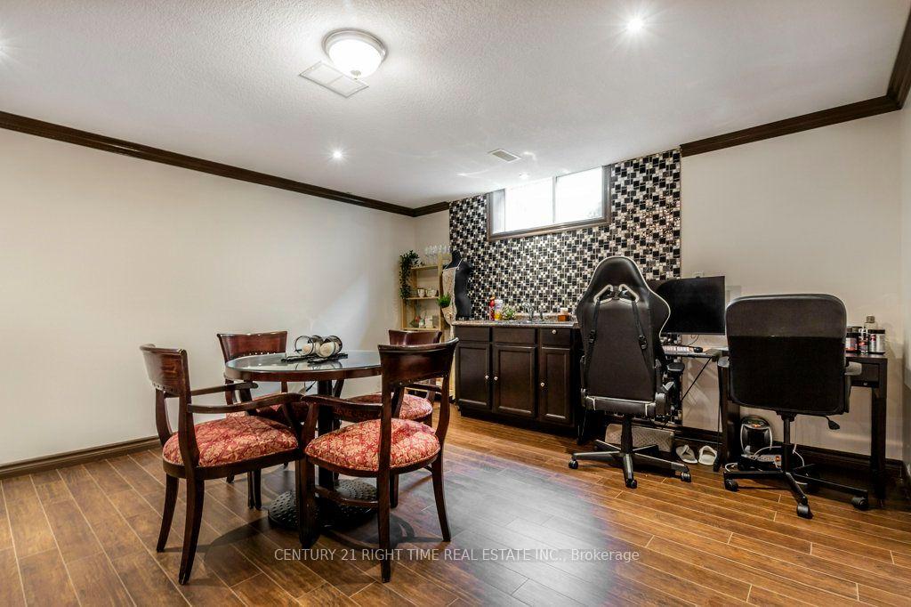Photo 14 of 14 Anastasia Drive, Kitchener, Country Hills East — HOMEH
