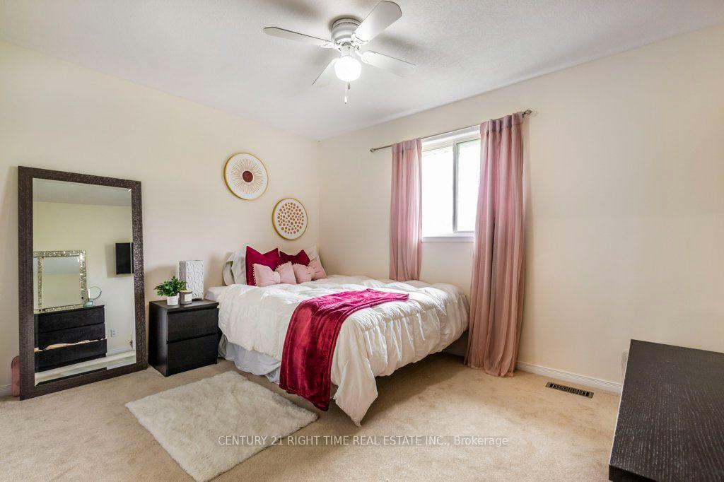 Photo 23 of 14 Anastasia Drive, Kitchener, Country Hills East — HOMEH