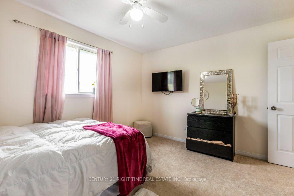 Photo 25 of 14 Anastasia Drive, Kitchener, Country Hills East — HOMEH