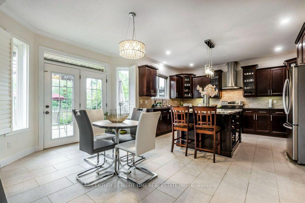 Photo 34 of 14 Anastasia Drive, Kitchener, Country Hills East — HOMEH