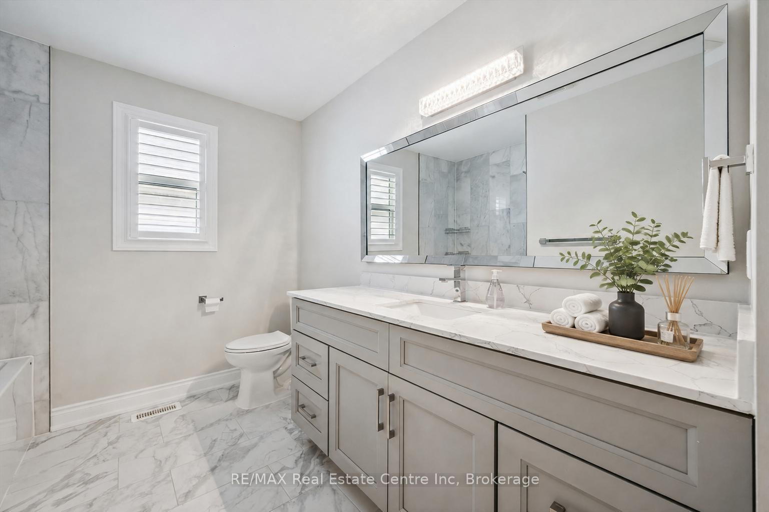 Photo 21 of 75 Teal Drive, Guelph, Kortright Hills — HOMEH