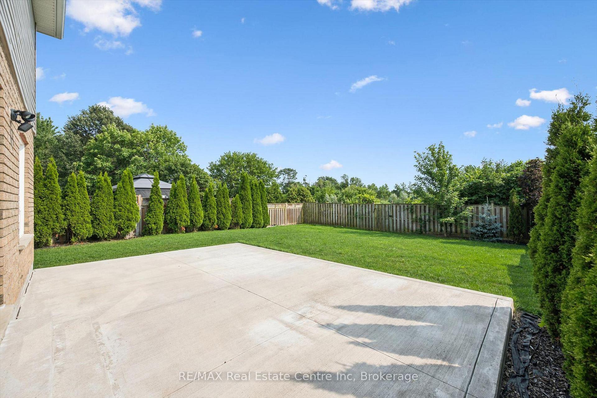 Photo 30 of 75 Teal Drive, Guelph, Kortright Hills — HOMEH