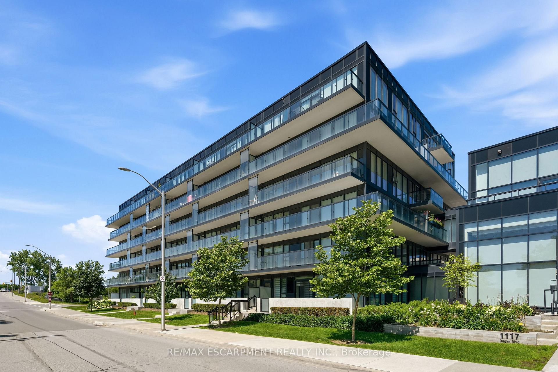 Photo 2 of Unit A116, 1117 Cooke Boulevard, Burlington, LaSalle — HOMEH