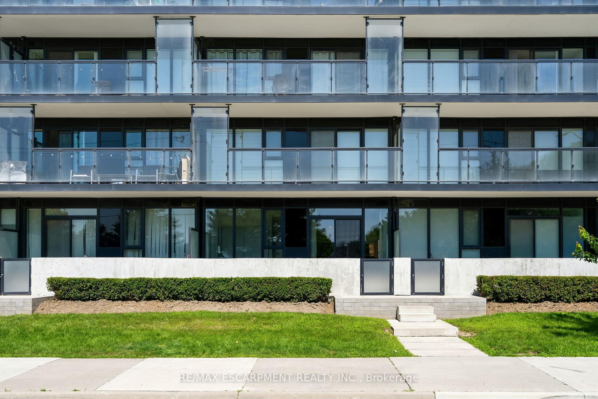 Photo 3 of Unit A116, 1117 Cooke Boulevard, Burlington, LaSalle — HOMEH