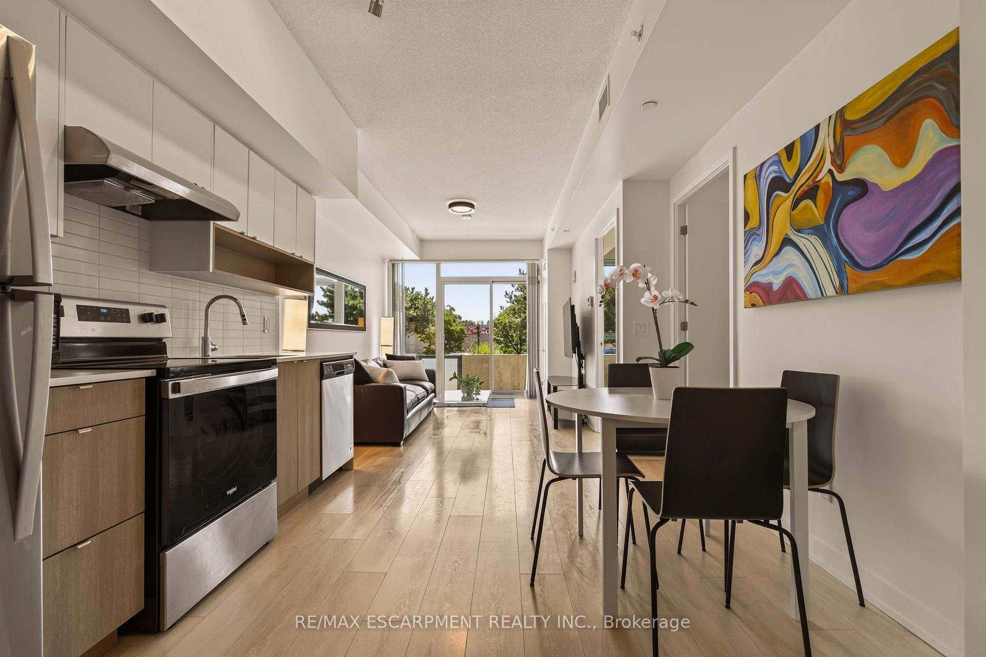 Photo 10 of Unit A116, 1117 Cooke Boulevard, Burlington, LaSalle — HOMEH