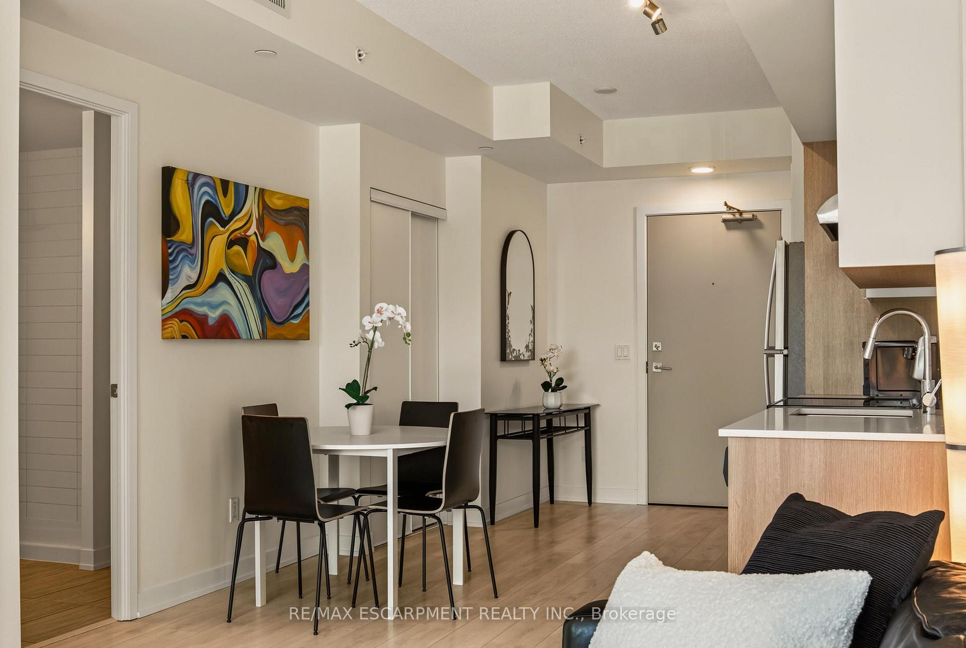 Photo 14 of Unit A116, 1117 Cooke Boulevard, Burlington, LaSalle — HOMEH