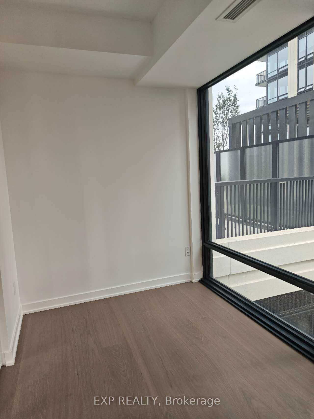 Photo 5 of Unit 902, 91 Montclair Avenue, Toronto, Forest Hill South — HOMEH