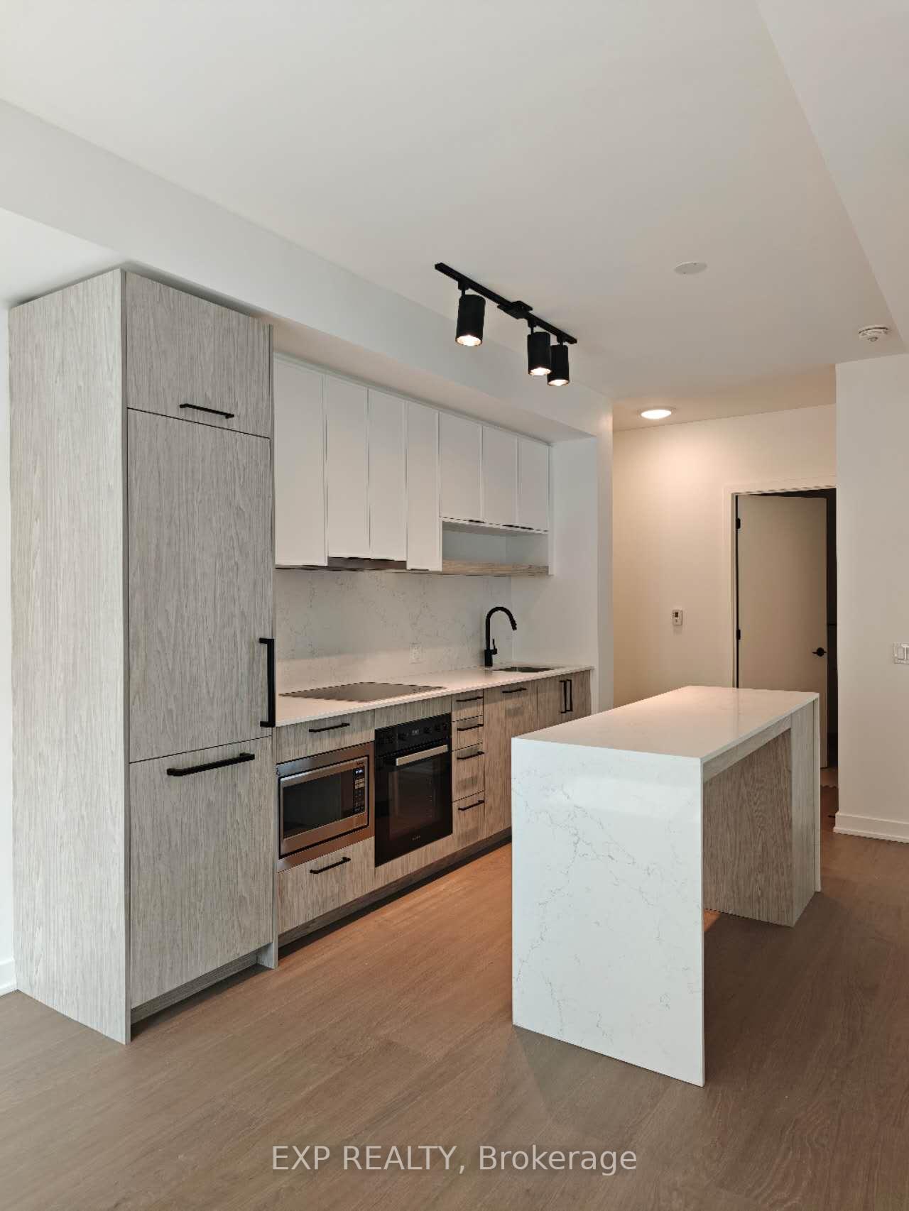 Photo 9 of Unit 902, 91 Montclair Avenue, Toronto, Forest Hill South — HOMEH