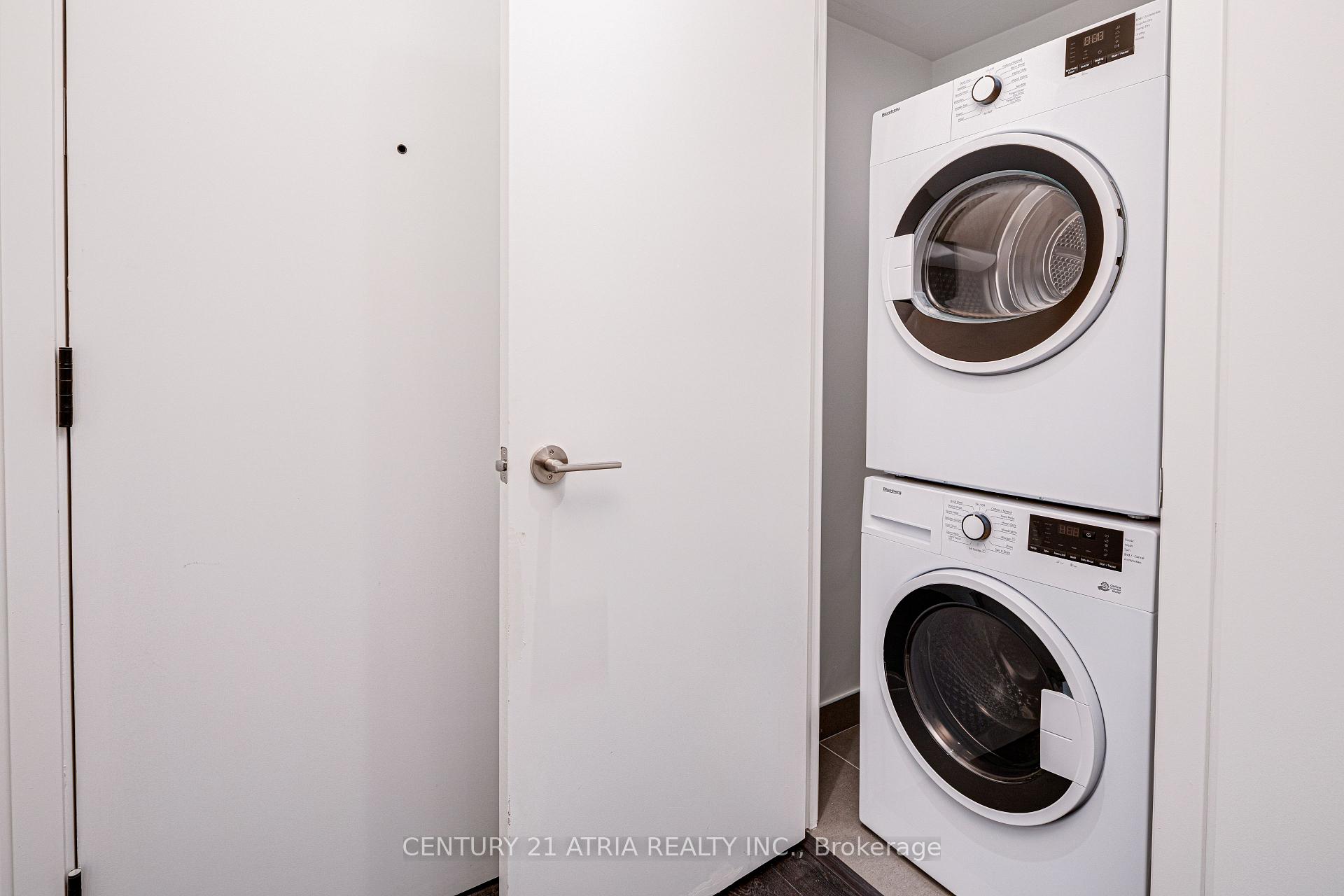 Photo 6 of Unit 322, 55 Mercer Street, Toronto, Waterfront Communities — HOMEH