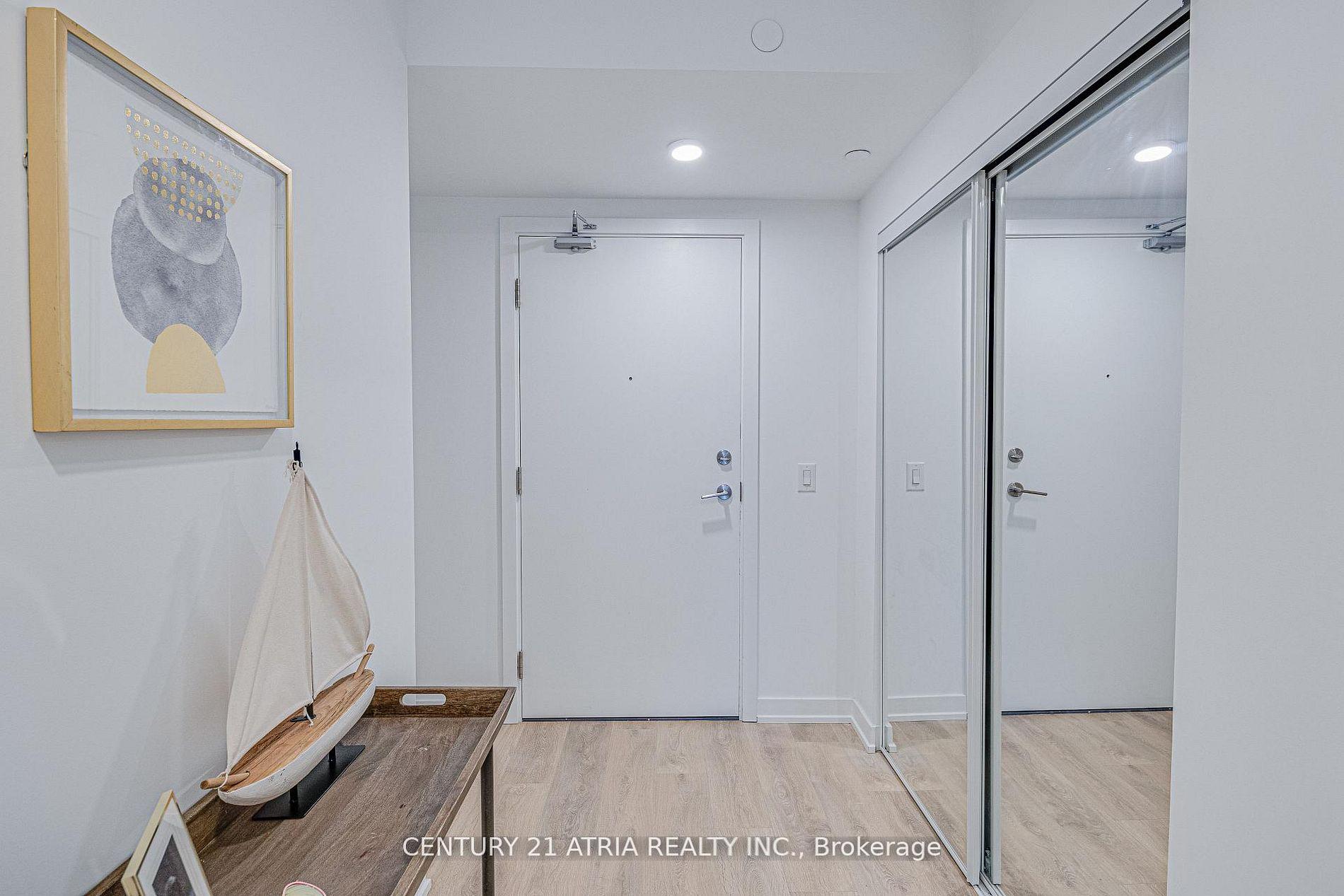 Photo of Unit 217, 1100 Sheppard Avenue W