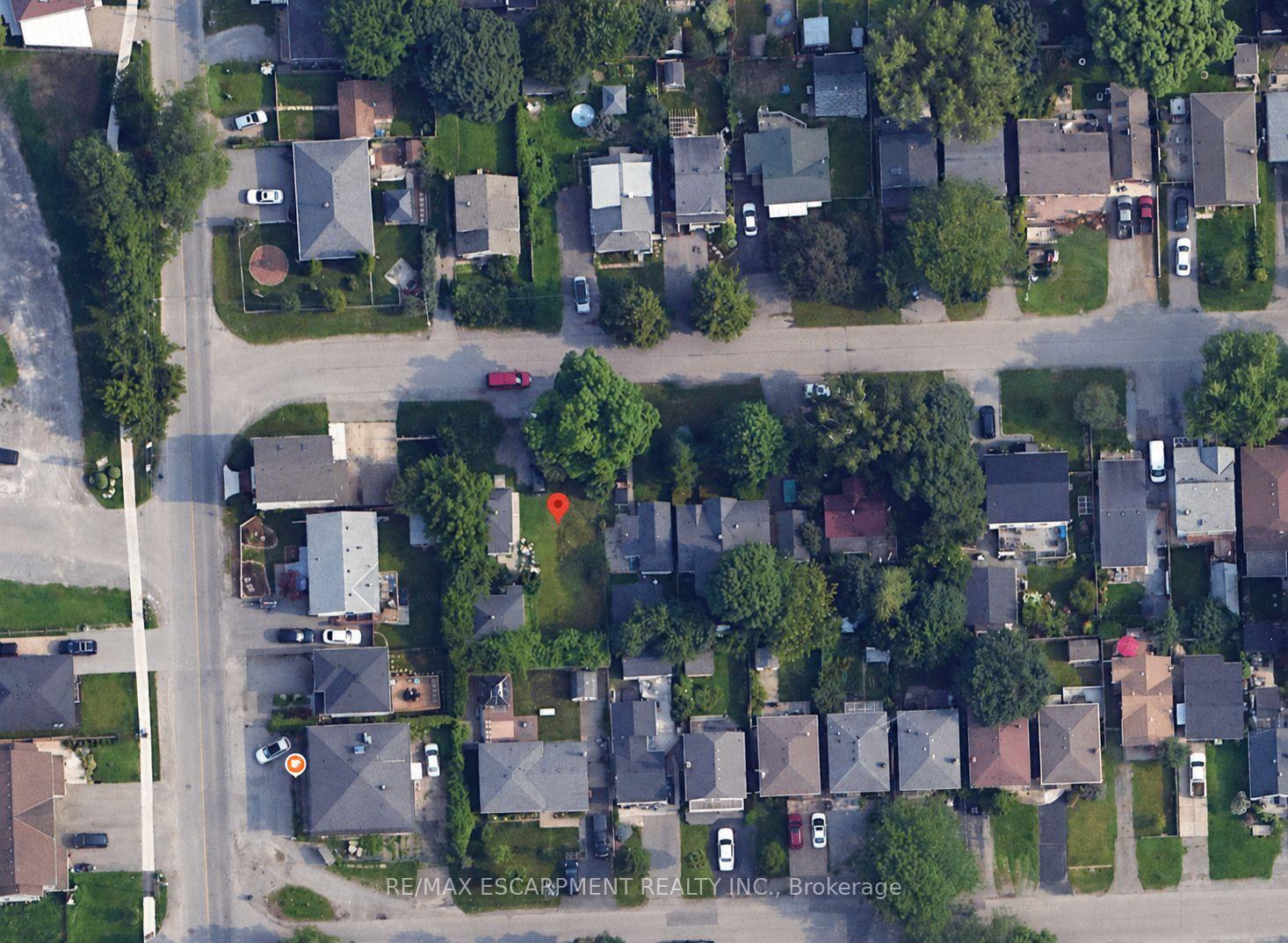 Photo 4 of 4 Grandview Drive, St. Catharines, Port Weller — HOMEH