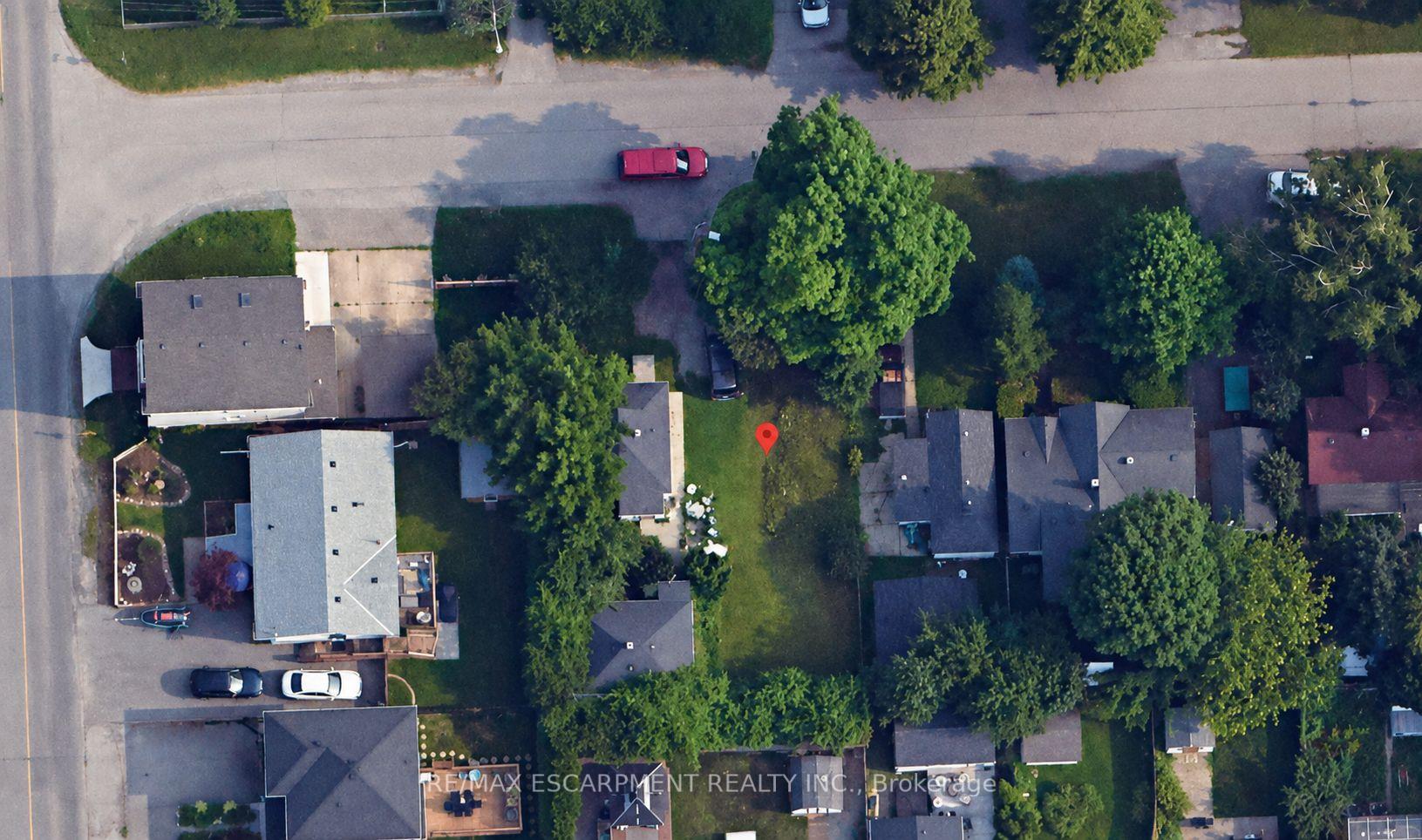 Photo 5 of 4 Grandview Drive, St. Catharines, Port Weller — HOMEH