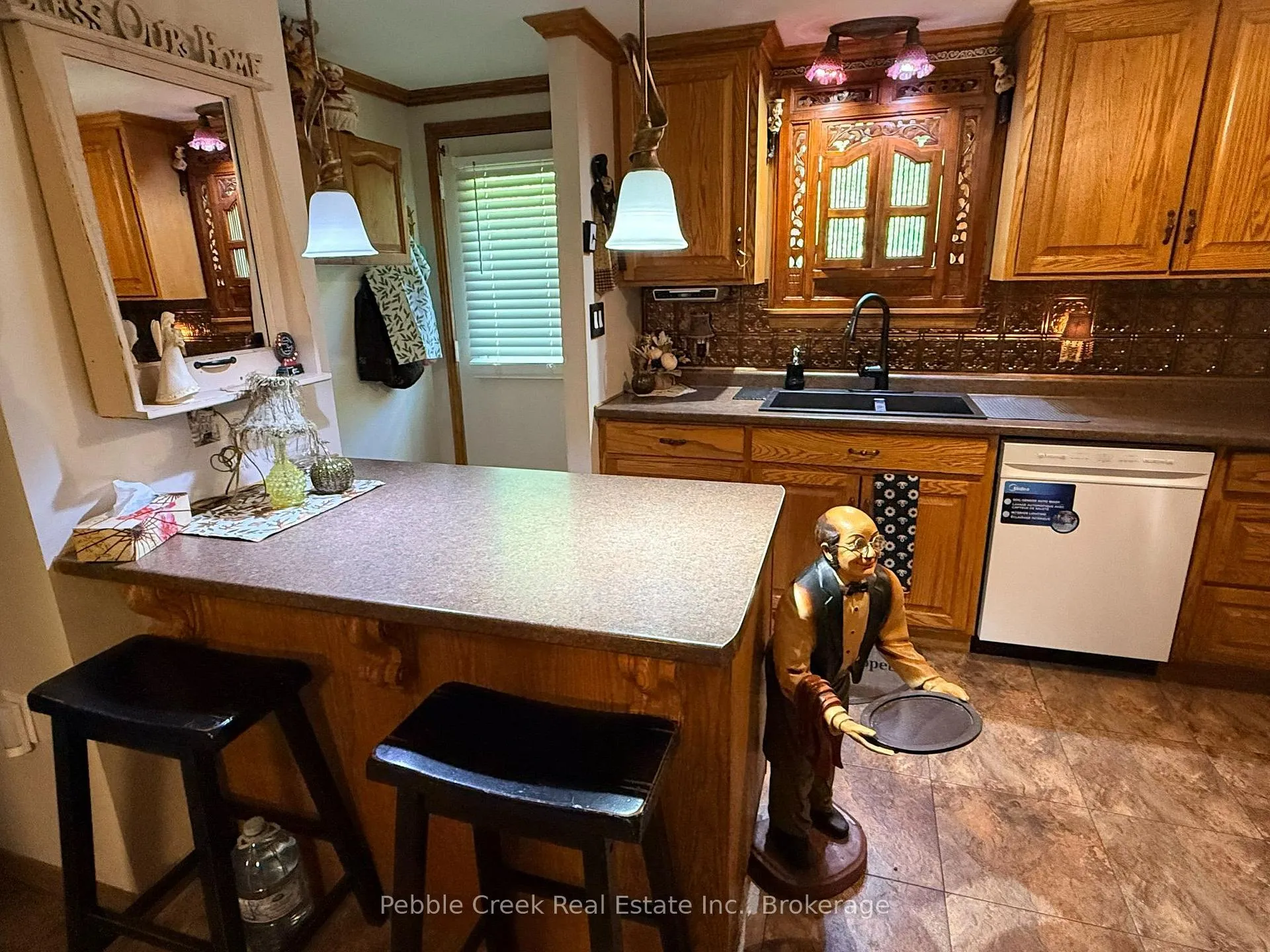 Photo 8 of 6 Garden Road, Ashfield-Colborne-Wawanosh, Colborne — HOMEH