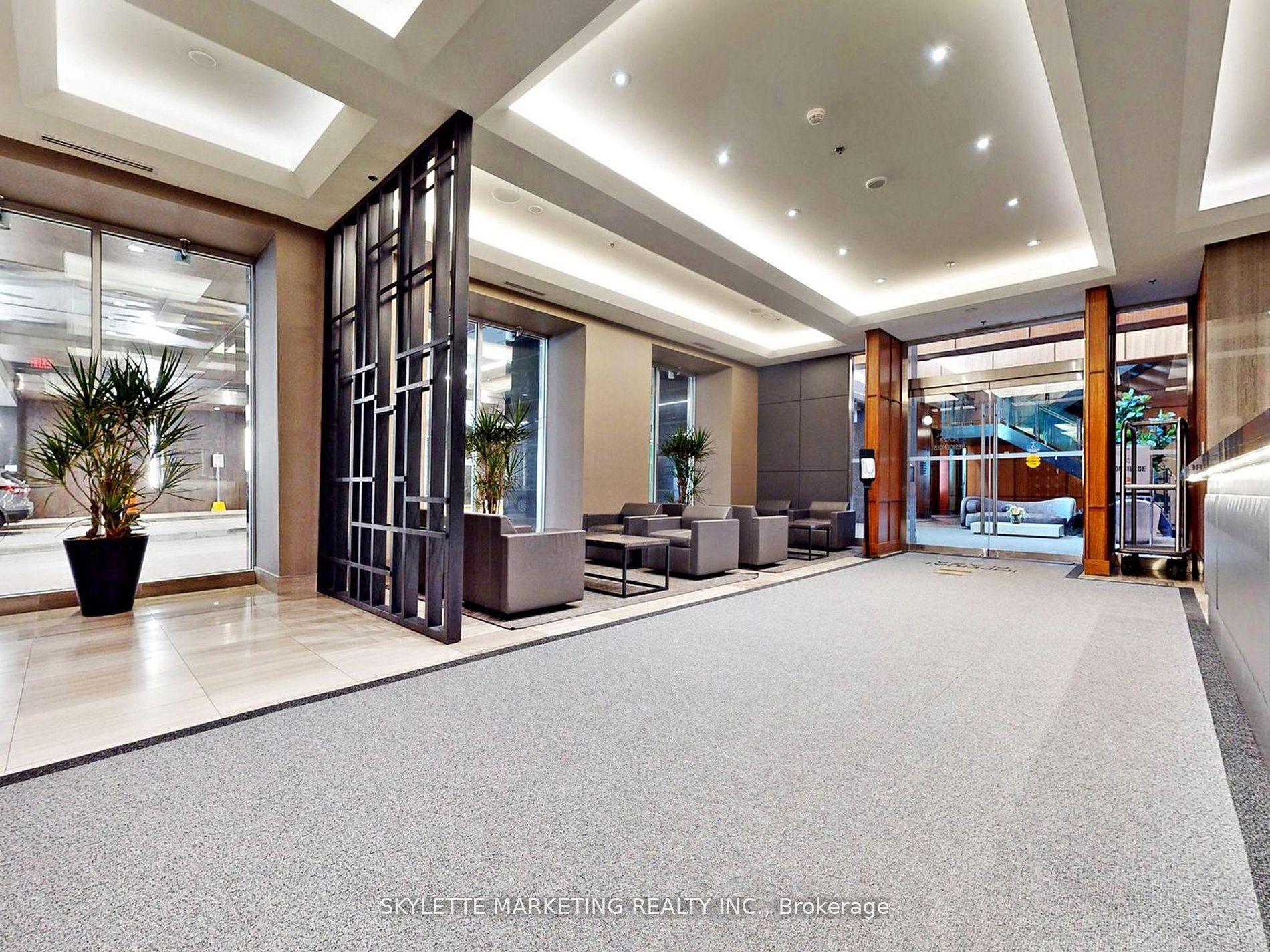 Photo 7 of Unit 1128, 111 St Clair Avenue W, Toronto, Yonge-St. Clair — HOMEH