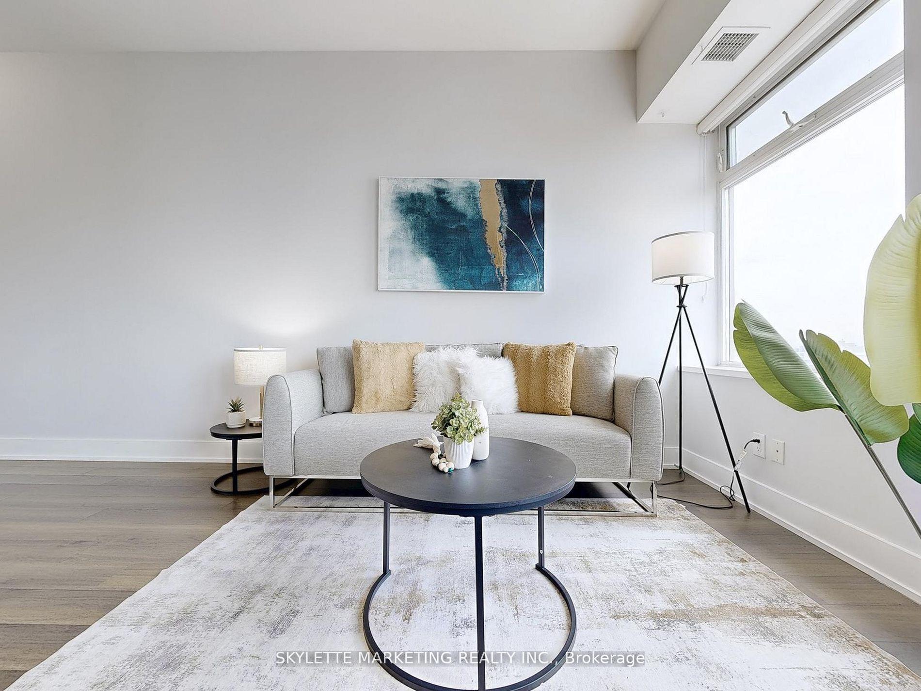 Photo 12 of Unit 1128, 111 St Clair Avenue W, Toronto, Yonge-St. Clair — HOMEH