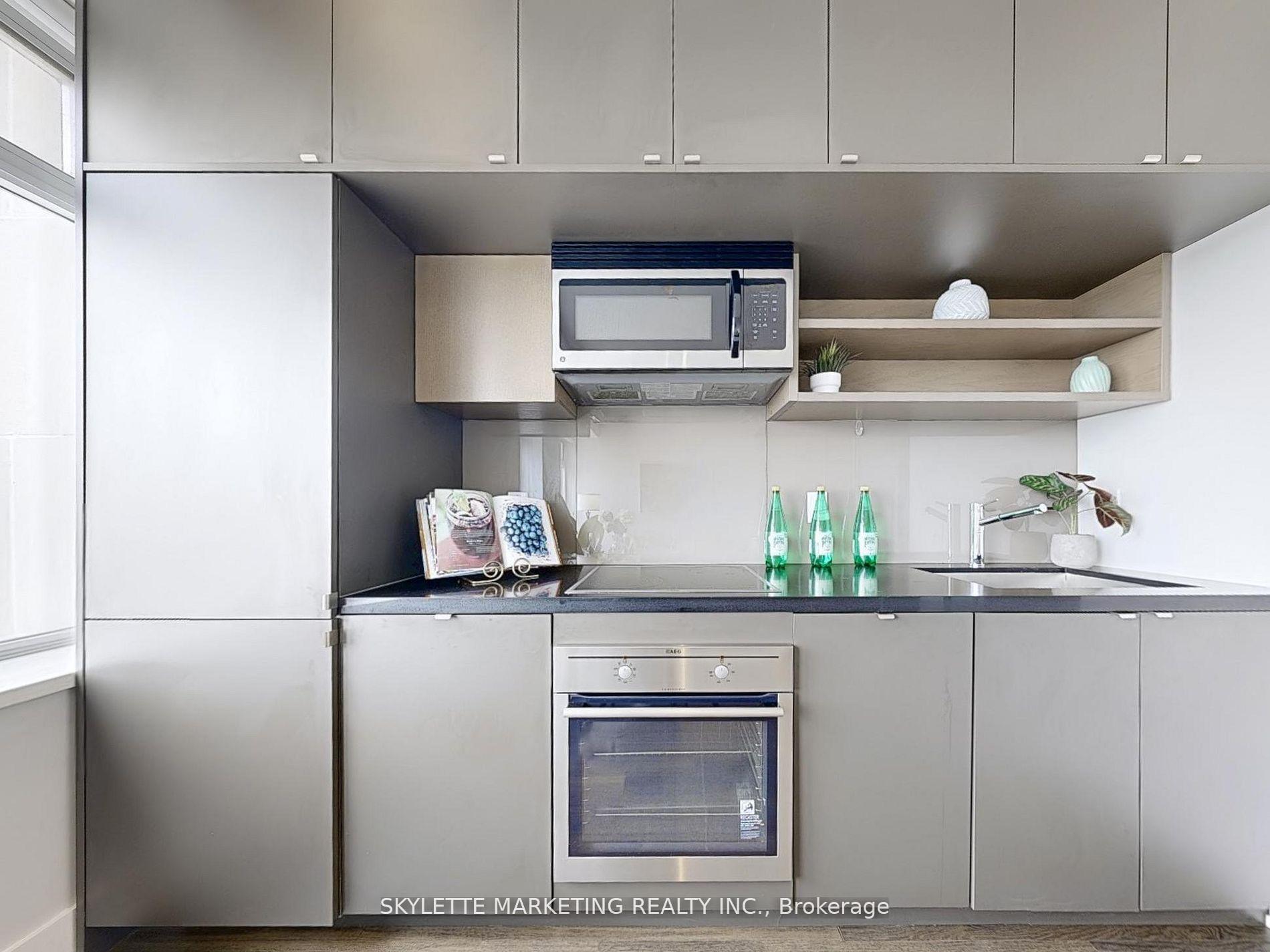 Photo 18 of Unit 1128, 111 St Clair Avenue W, Toronto, Yonge-St. Clair — HOMEH
