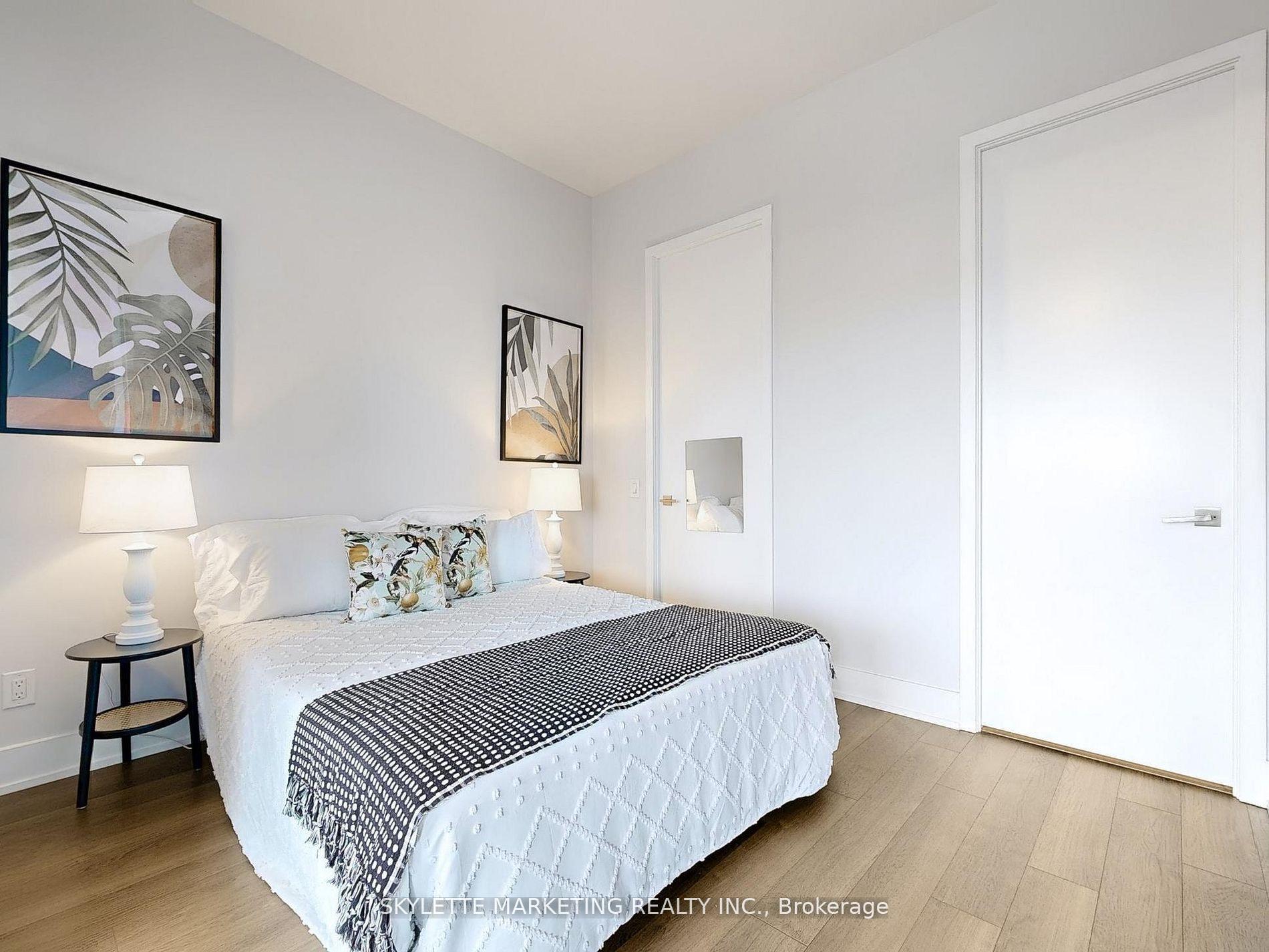Photo 21 of Unit 1128, 111 St Clair Avenue W, Toronto, Yonge-St. Clair — HOMEH
