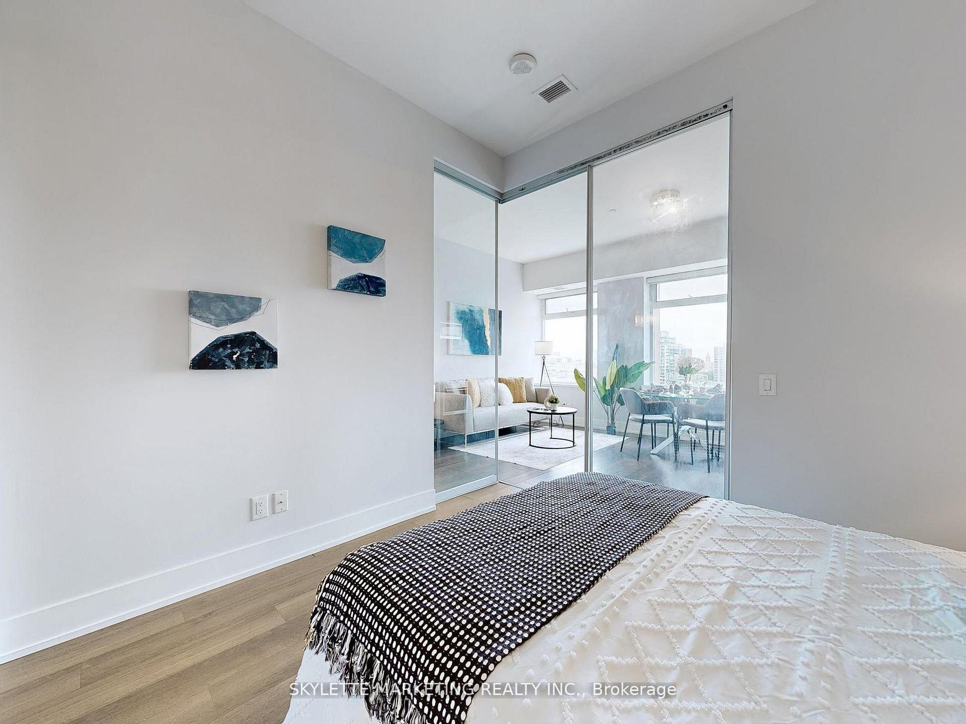 Photo 22 of Unit 1128, 111 St Clair Avenue W, Toronto, Yonge-St. Clair — HOMEH