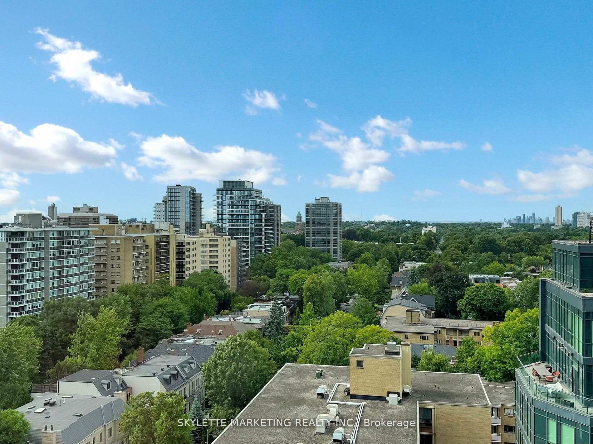 Photo 30 of Unit 1128, 111 St Clair Avenue W, Toronto, Yonge-St. Clair — HOMEH